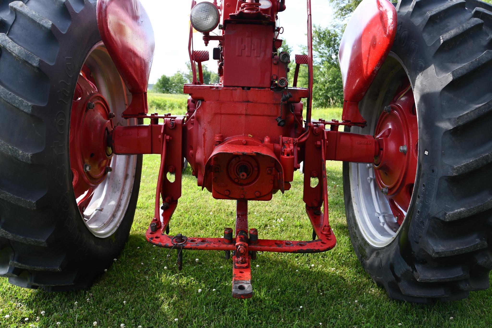 1957 Farmall 450 2wd tractor