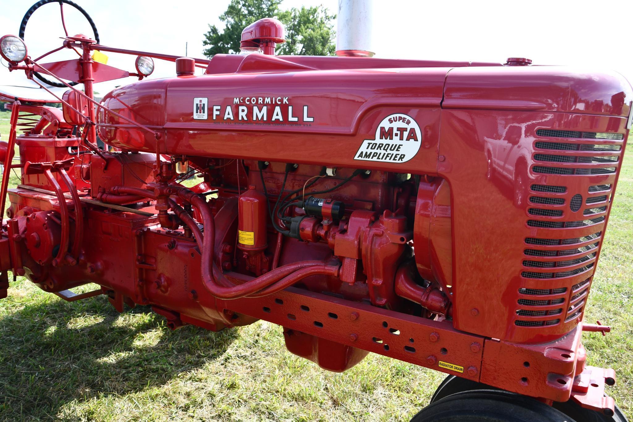 Farmall Super M-TA 2wd tractor