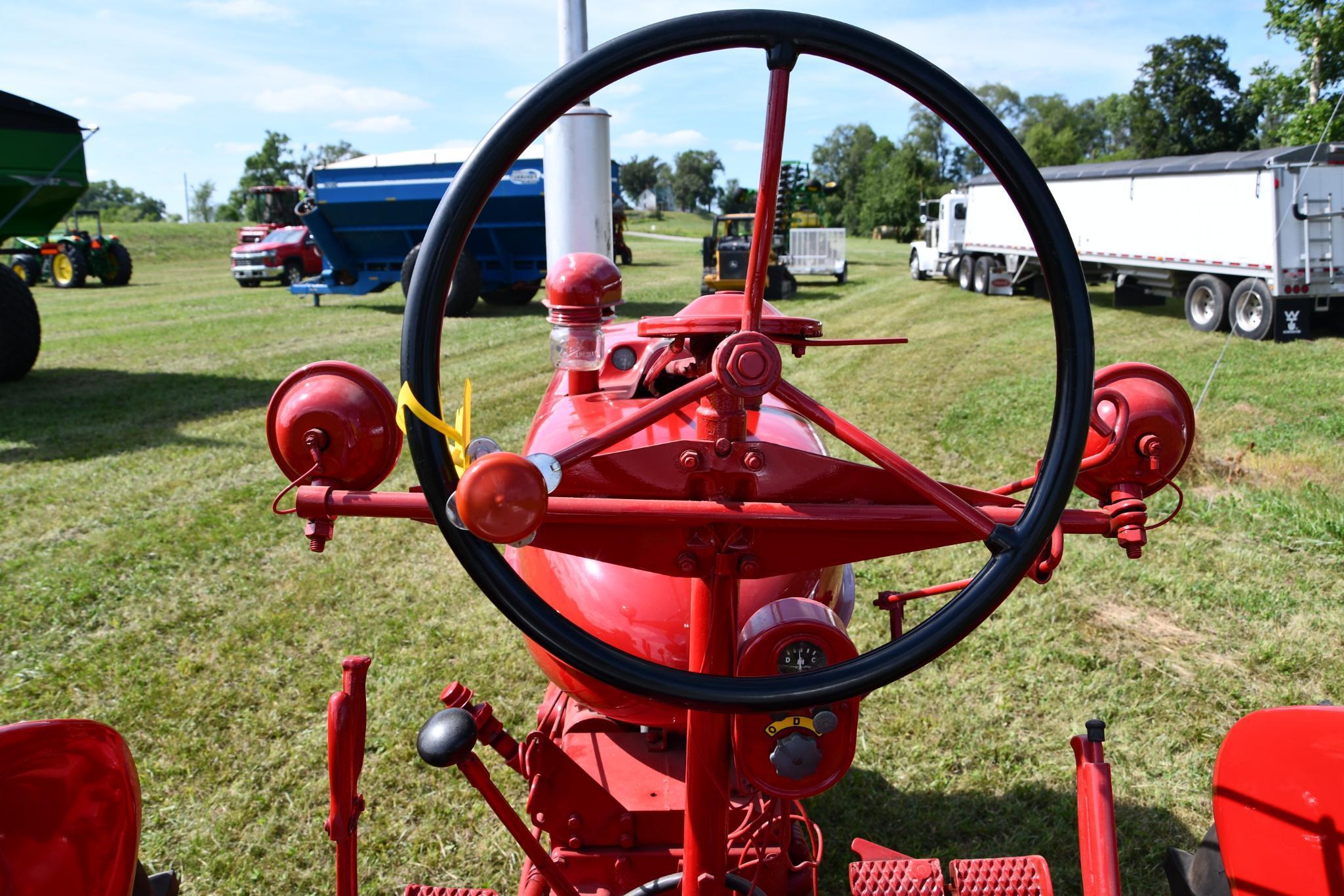 Farmall Super M-TA 2wd tractor