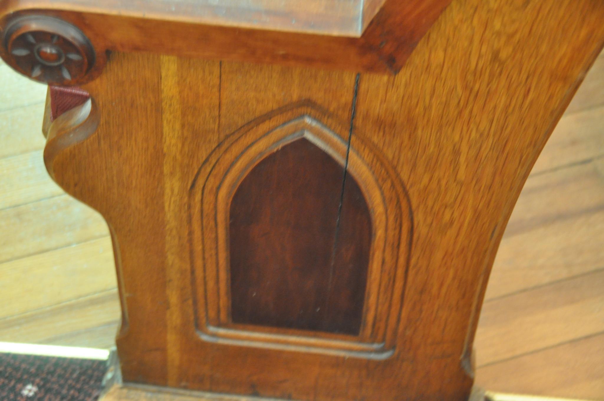 13' Curved Oak Church Pew