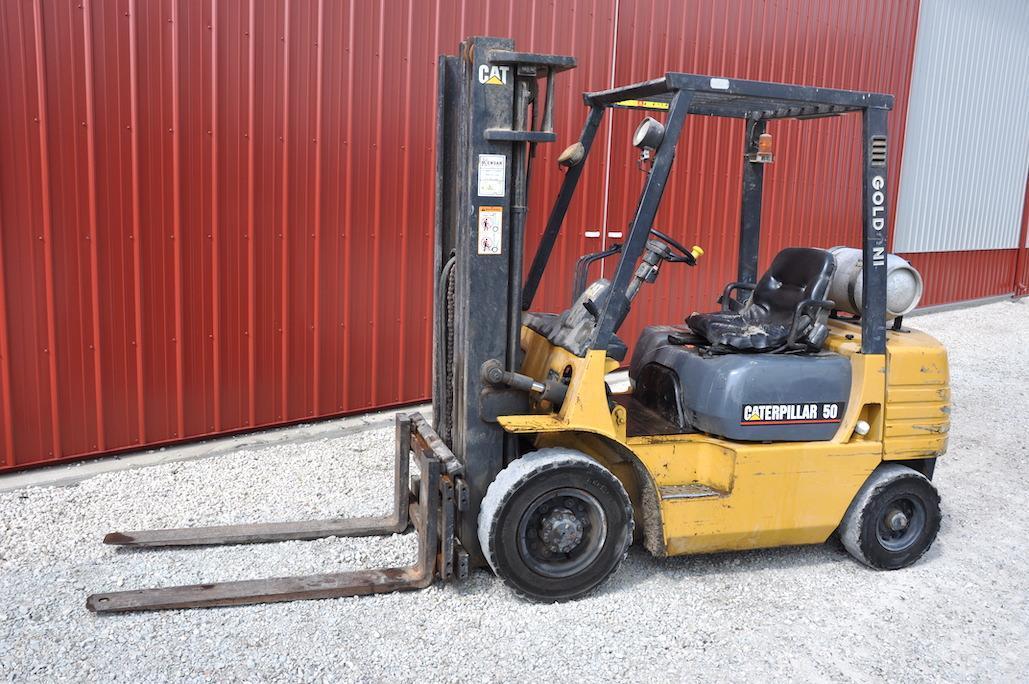 Cat GP25 forklift