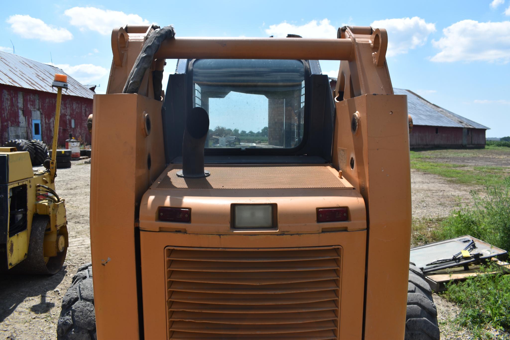 Case 95XT skidsteer