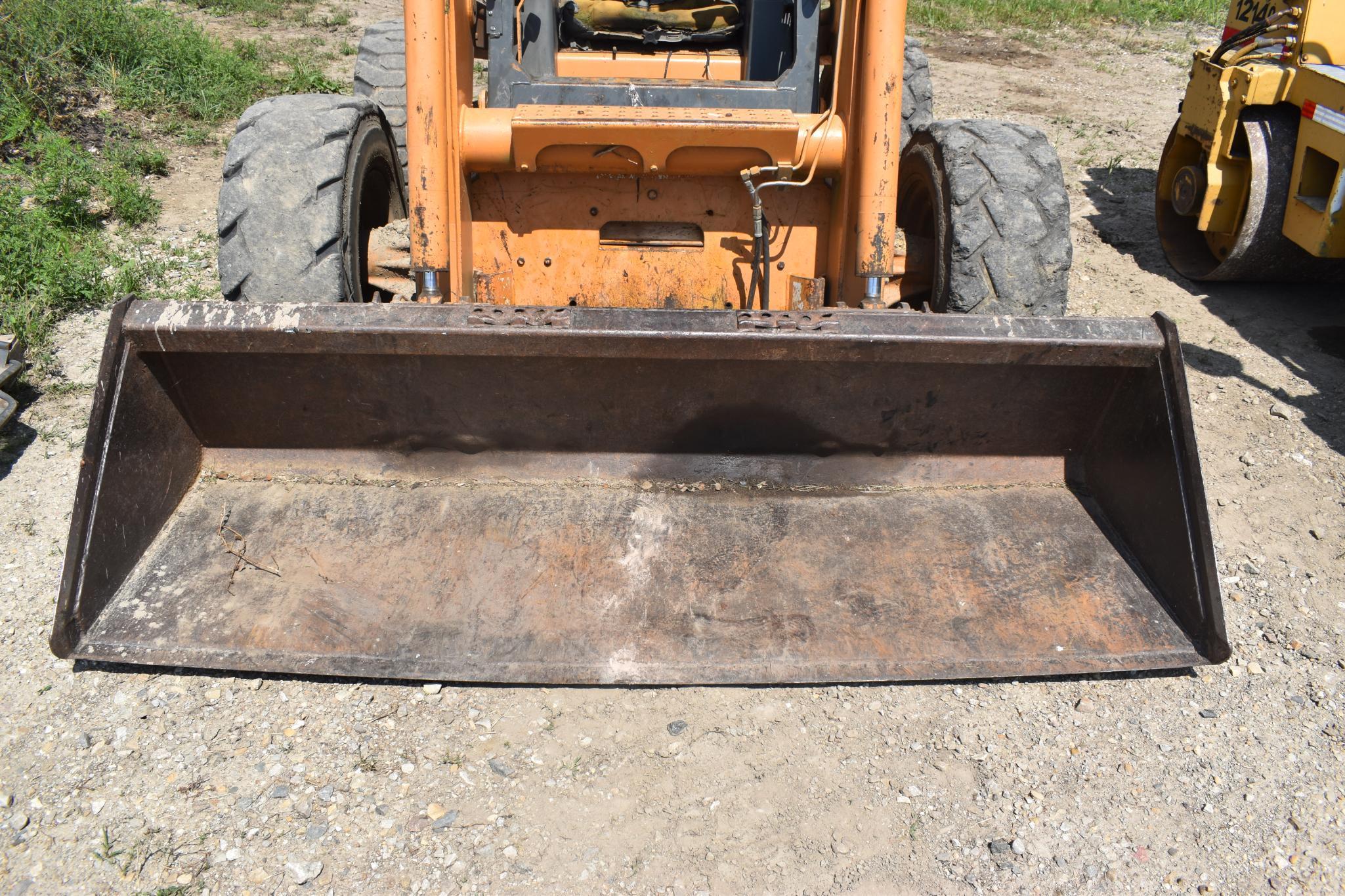 Case 95XT skidsteer