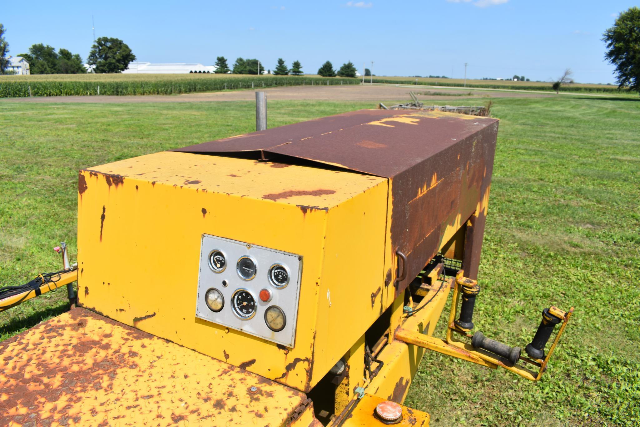 1978 Holland-Drain FFS self-propelled tile machine