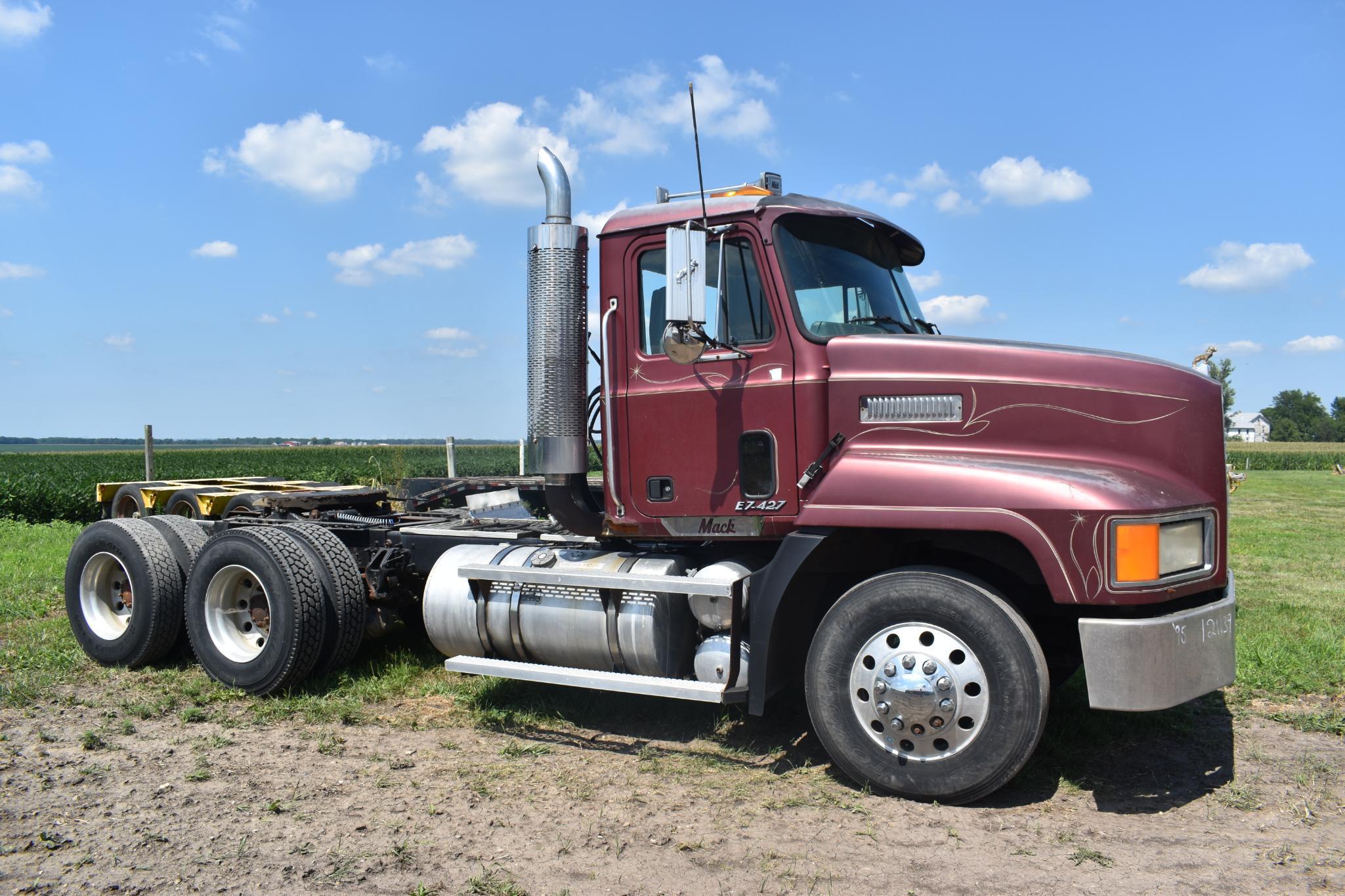 1995 Mack CH613 day cab semi