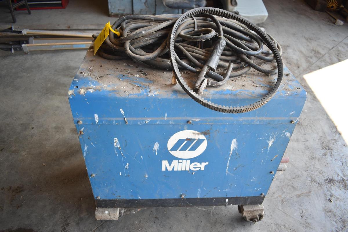 Miller Dialarc 250 arc welder