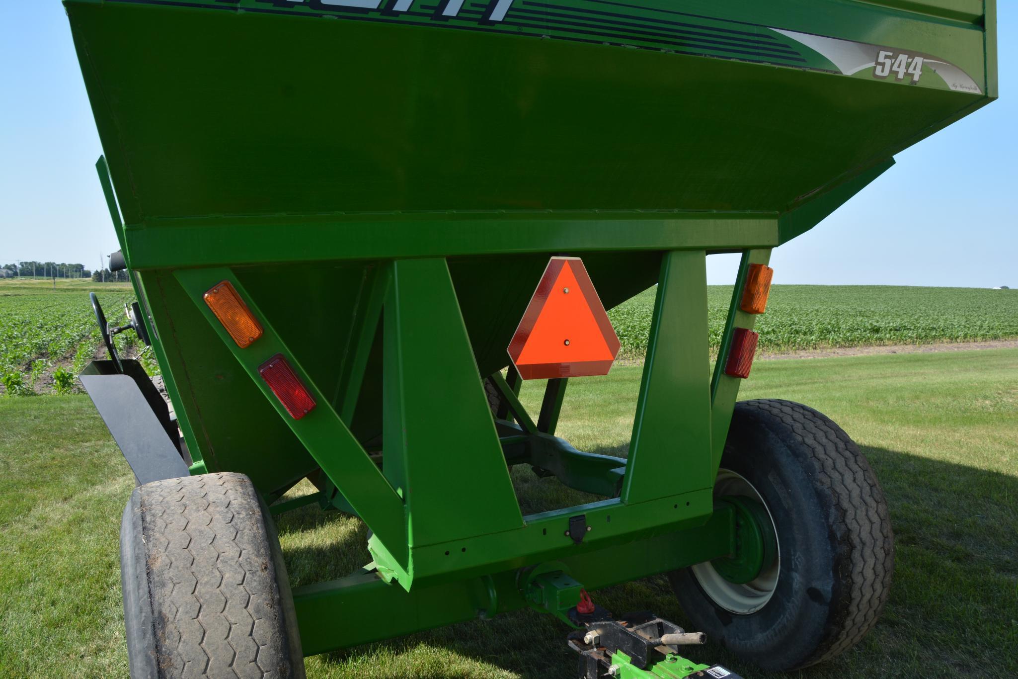 Brent 544 gravity wagon