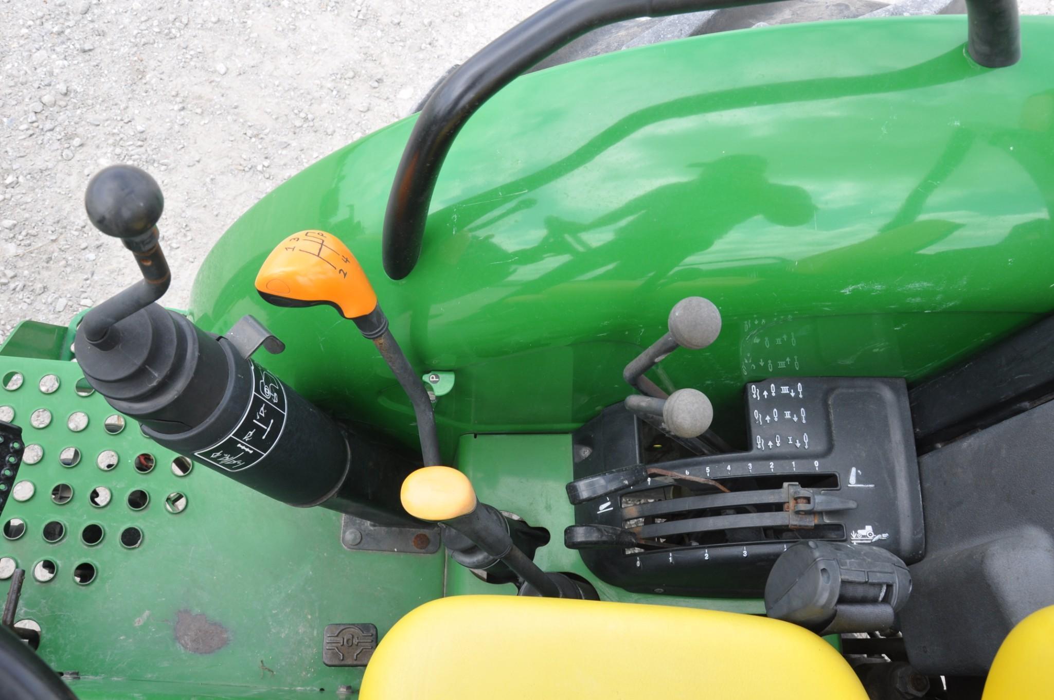 2007 John Deere 5225 2wd tractor