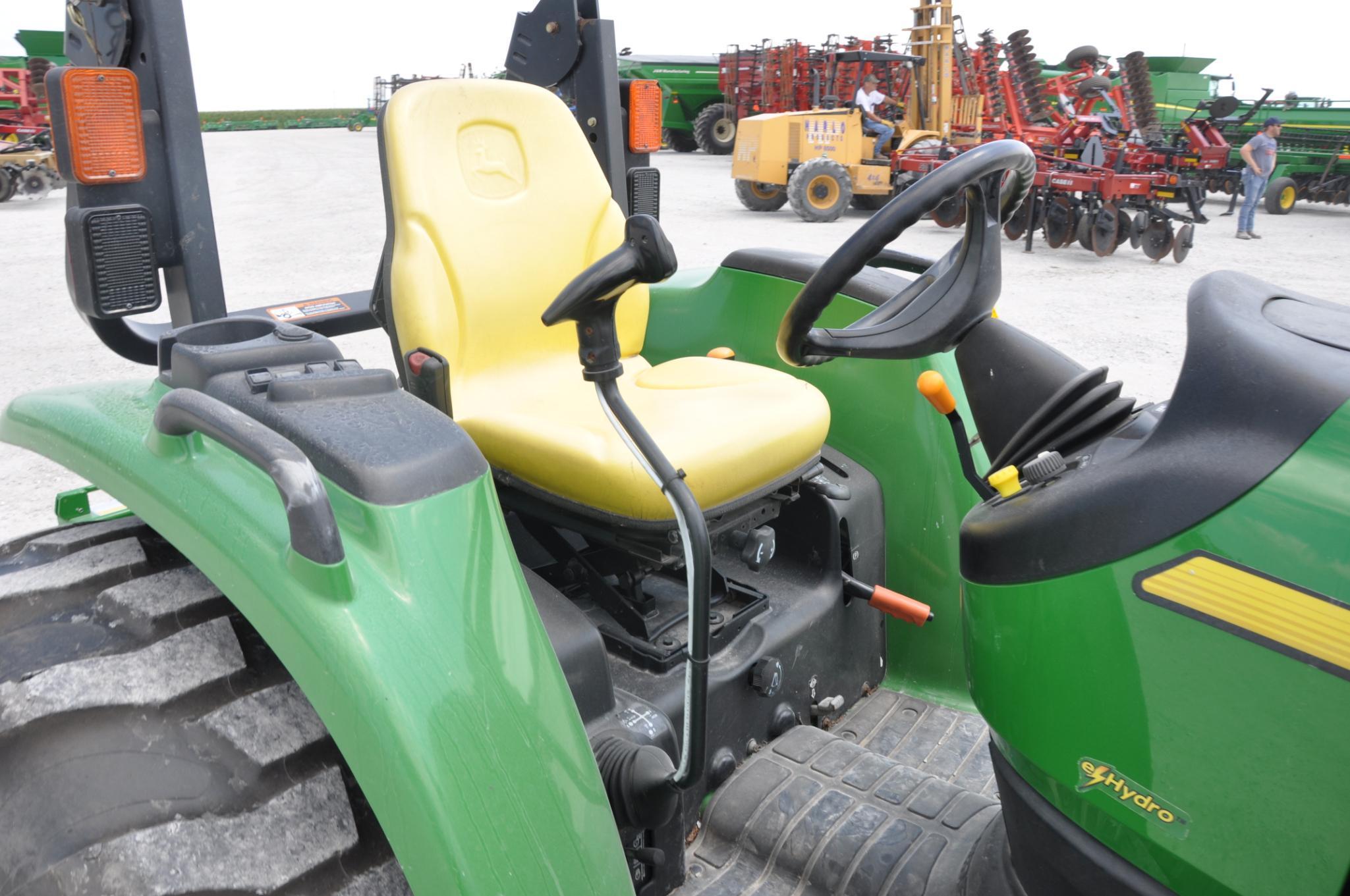 2012 John Deere 4520 4wd compact tractor