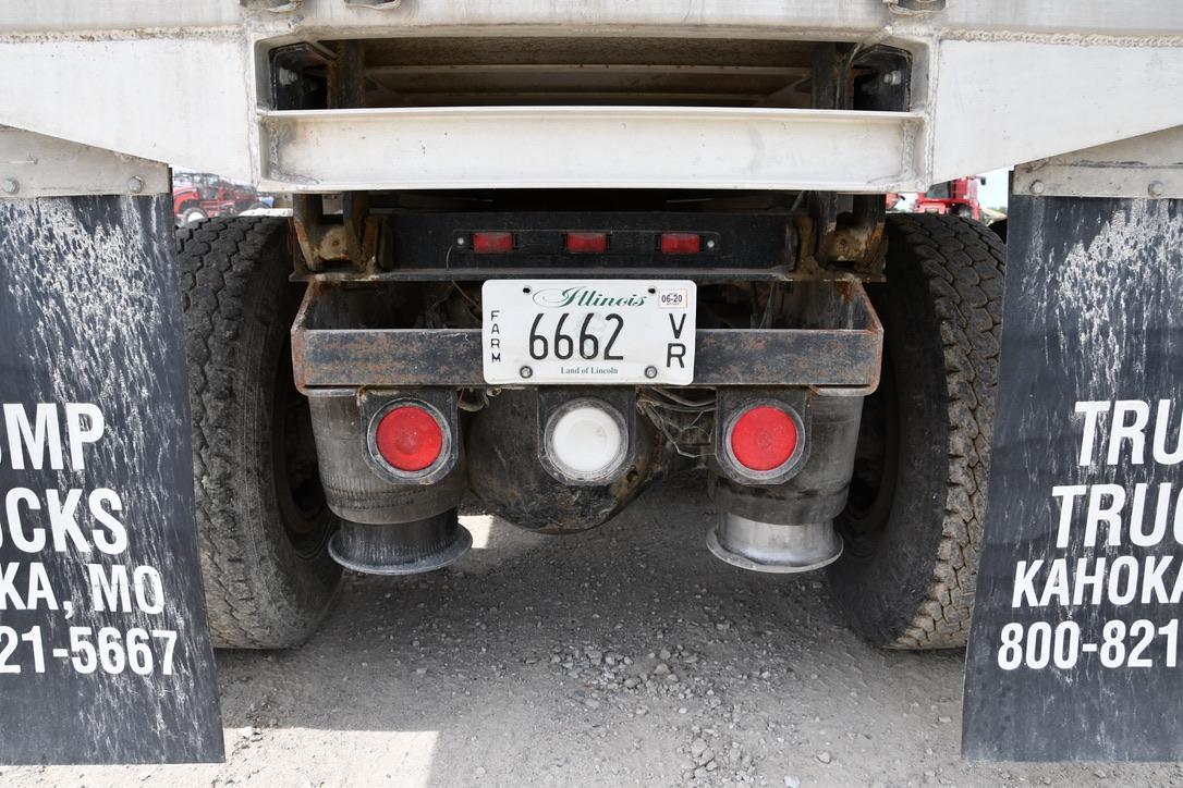 2004 Western Star tandem grain truck