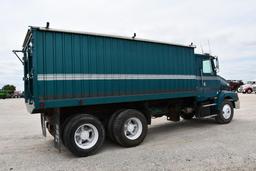 1990 White GMC grain truck