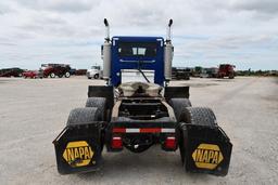 2007 Peterbilt 378 day cab semi