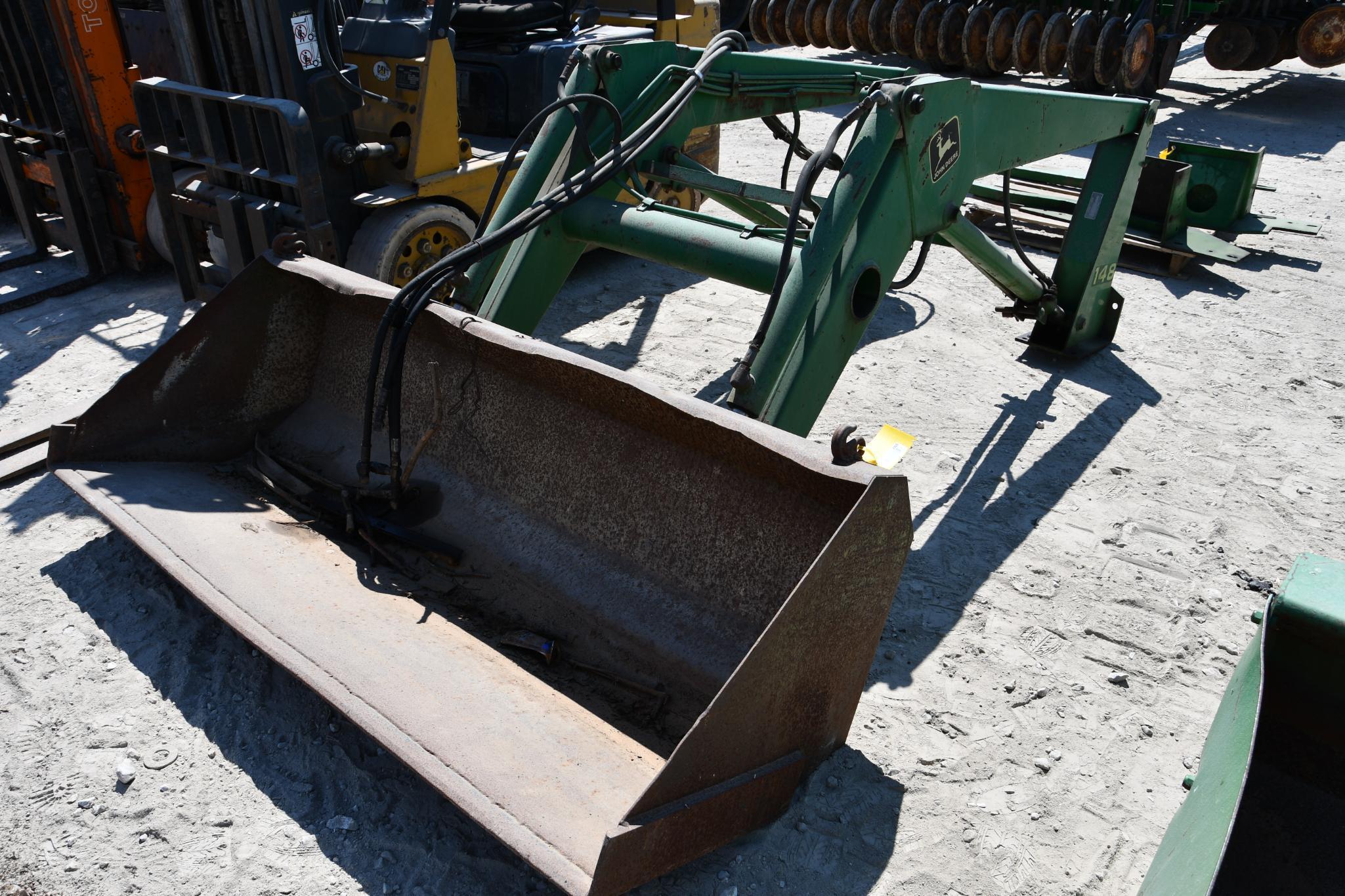 John Deere 148 loader w/ 6' bucket