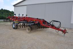 2014 Case-IH 875 7-shank disc-ripper