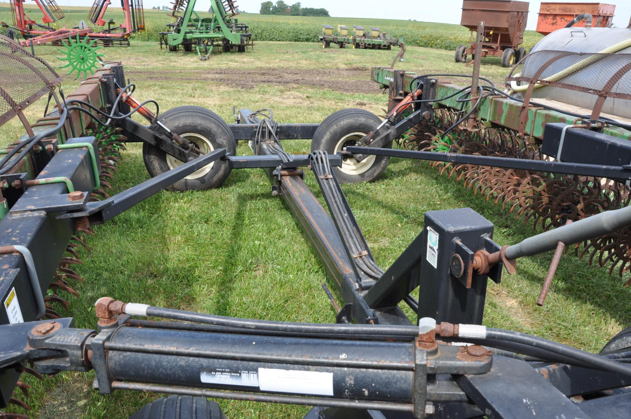 (2) John Deere 400 20' rotary hoes on Progressive toolbar