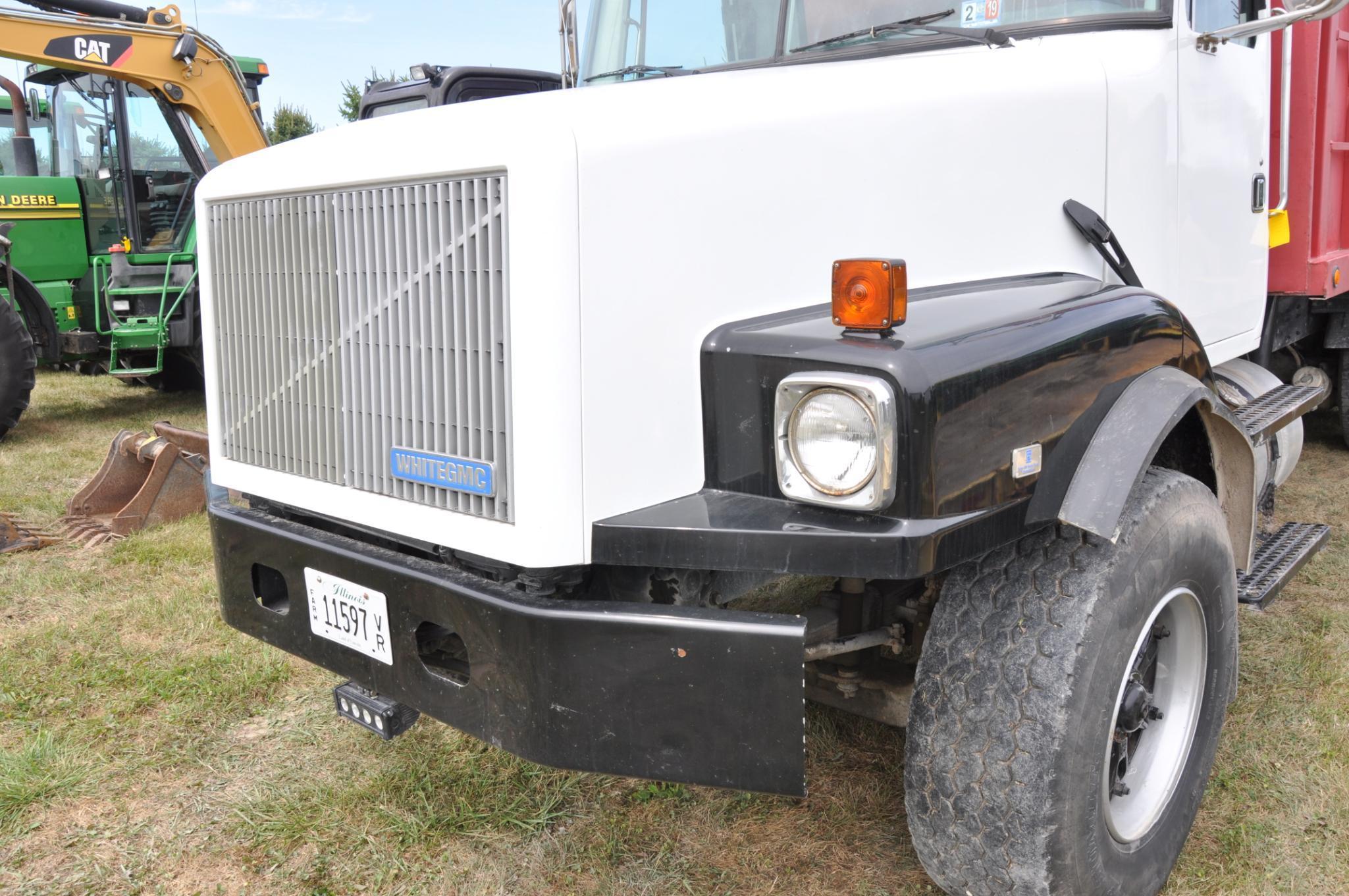 1991 Volvo GM tandem grain truck