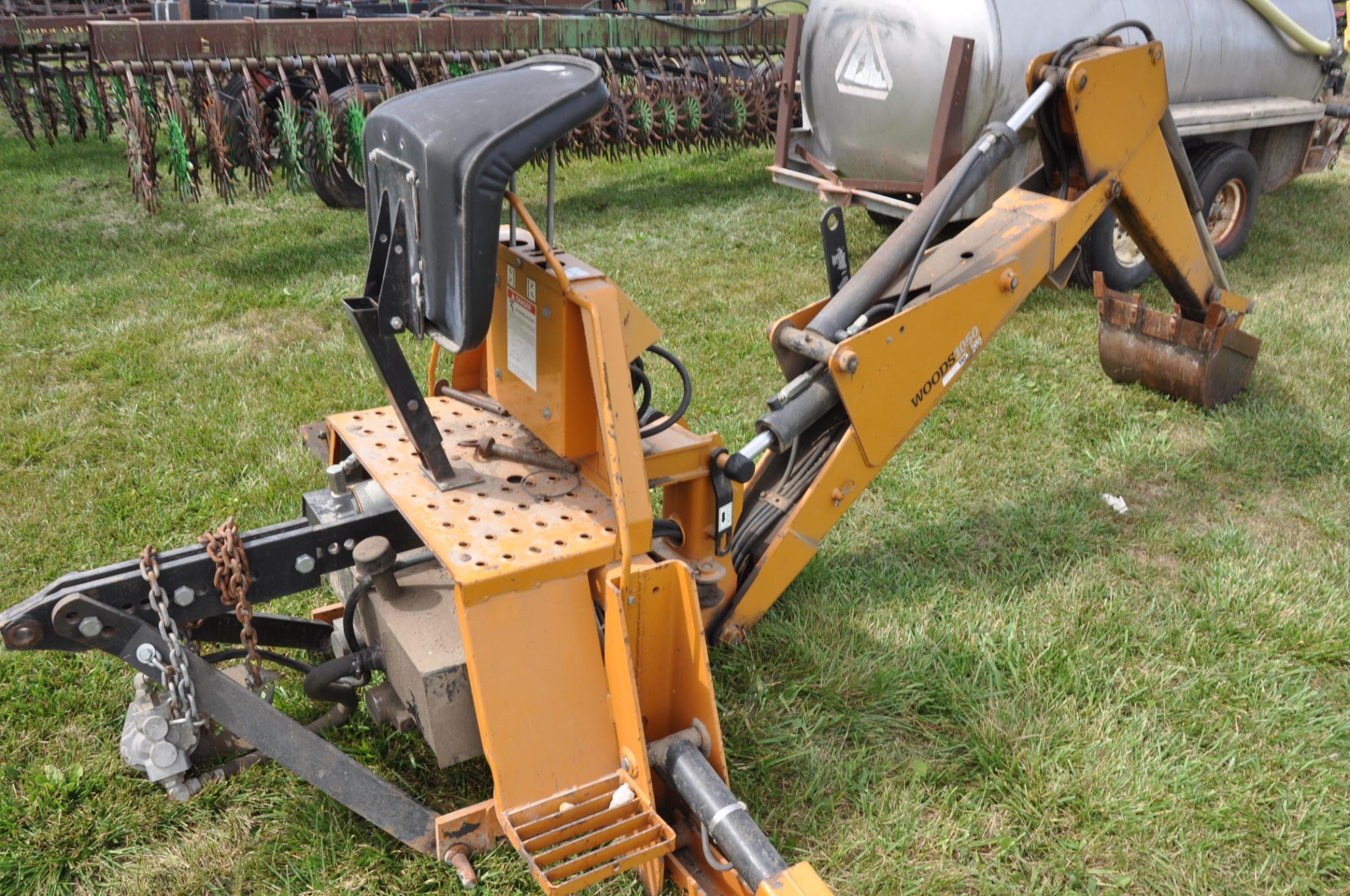 Woods 1050 3-pt. backhoe attachment