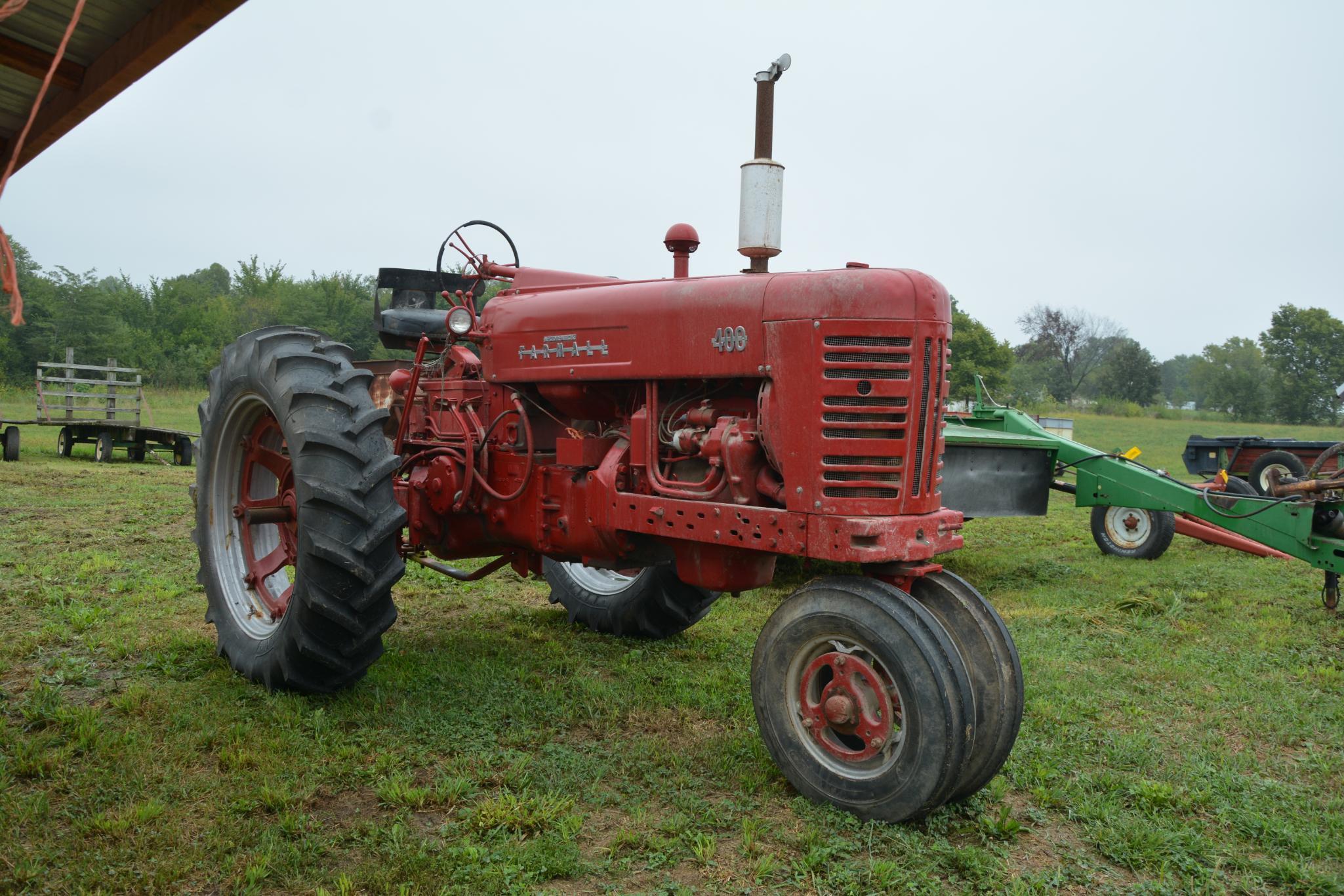 Farmall 400 gas tractor