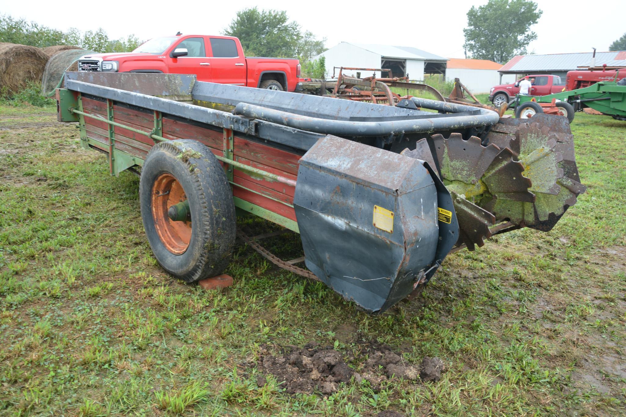 New Idea manure spreader