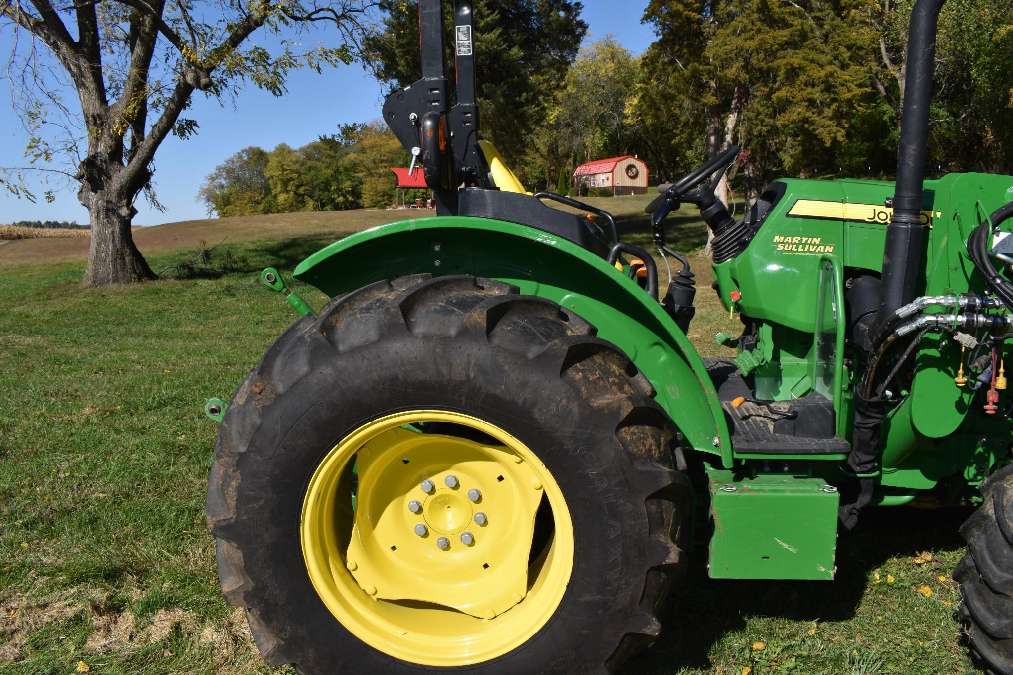 2018 John Deere 5055E MFWD tractor