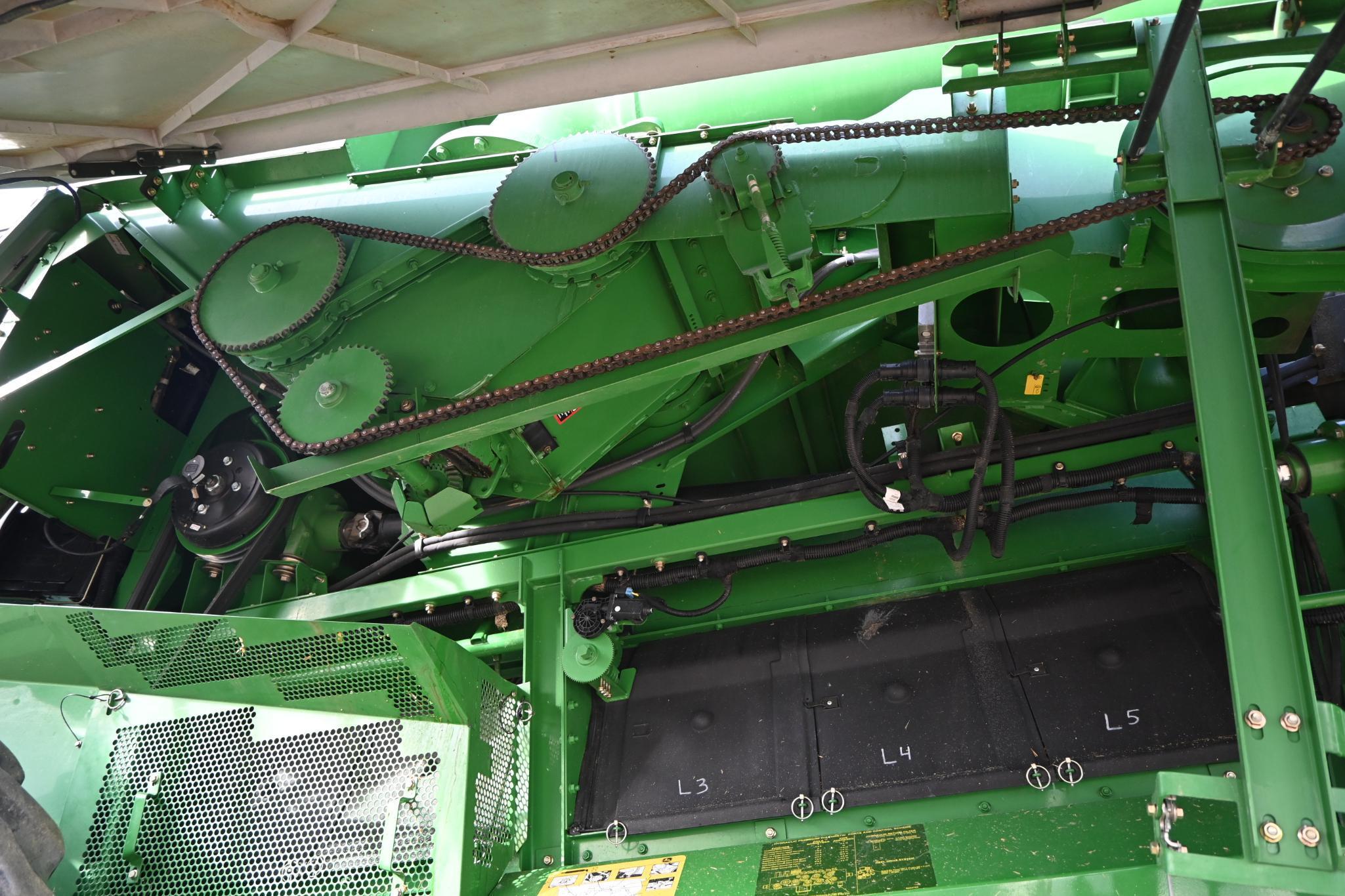 2008 John Deere 9670 STS 2WD combine