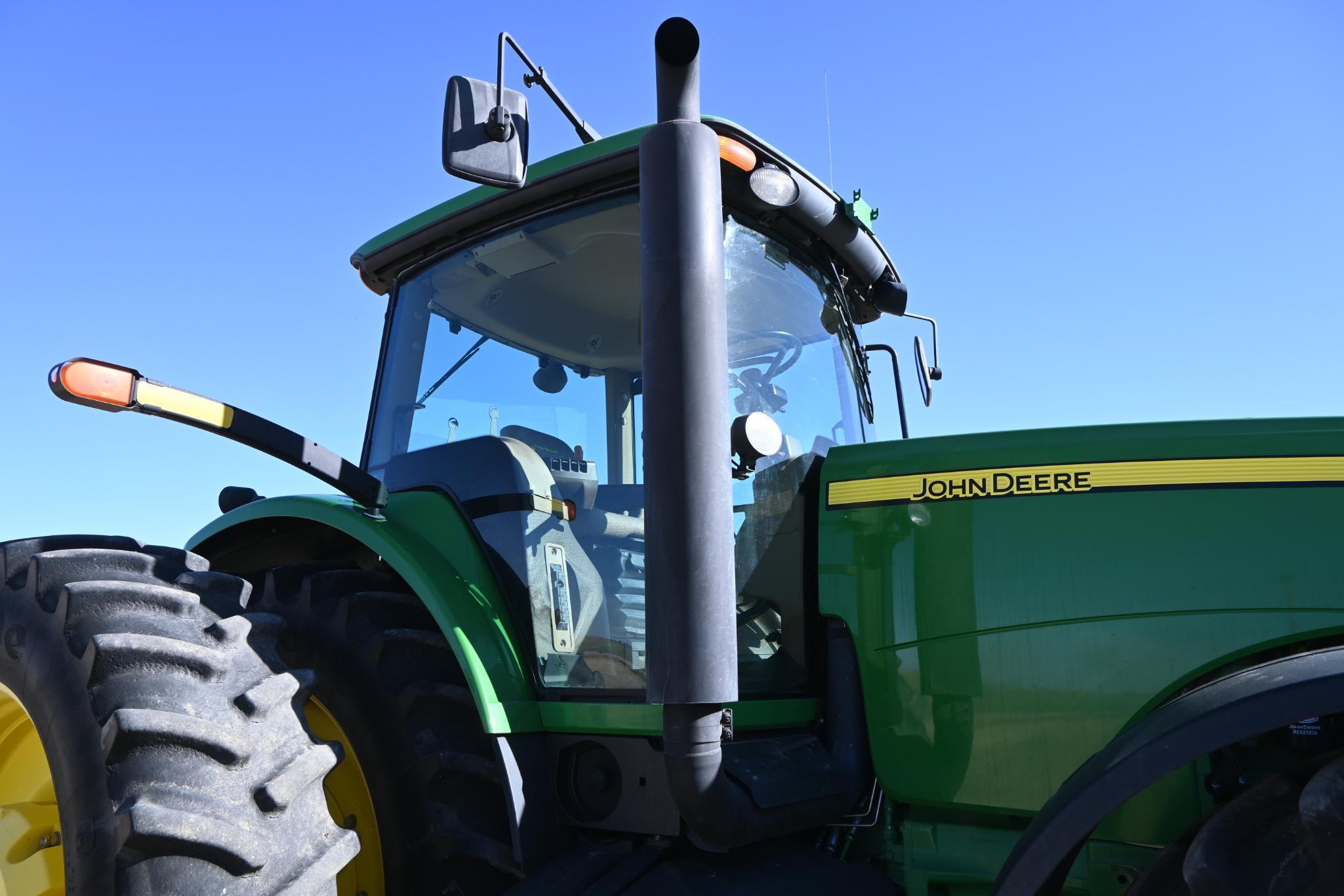 2007 John Deere 8330 MFWD tractor