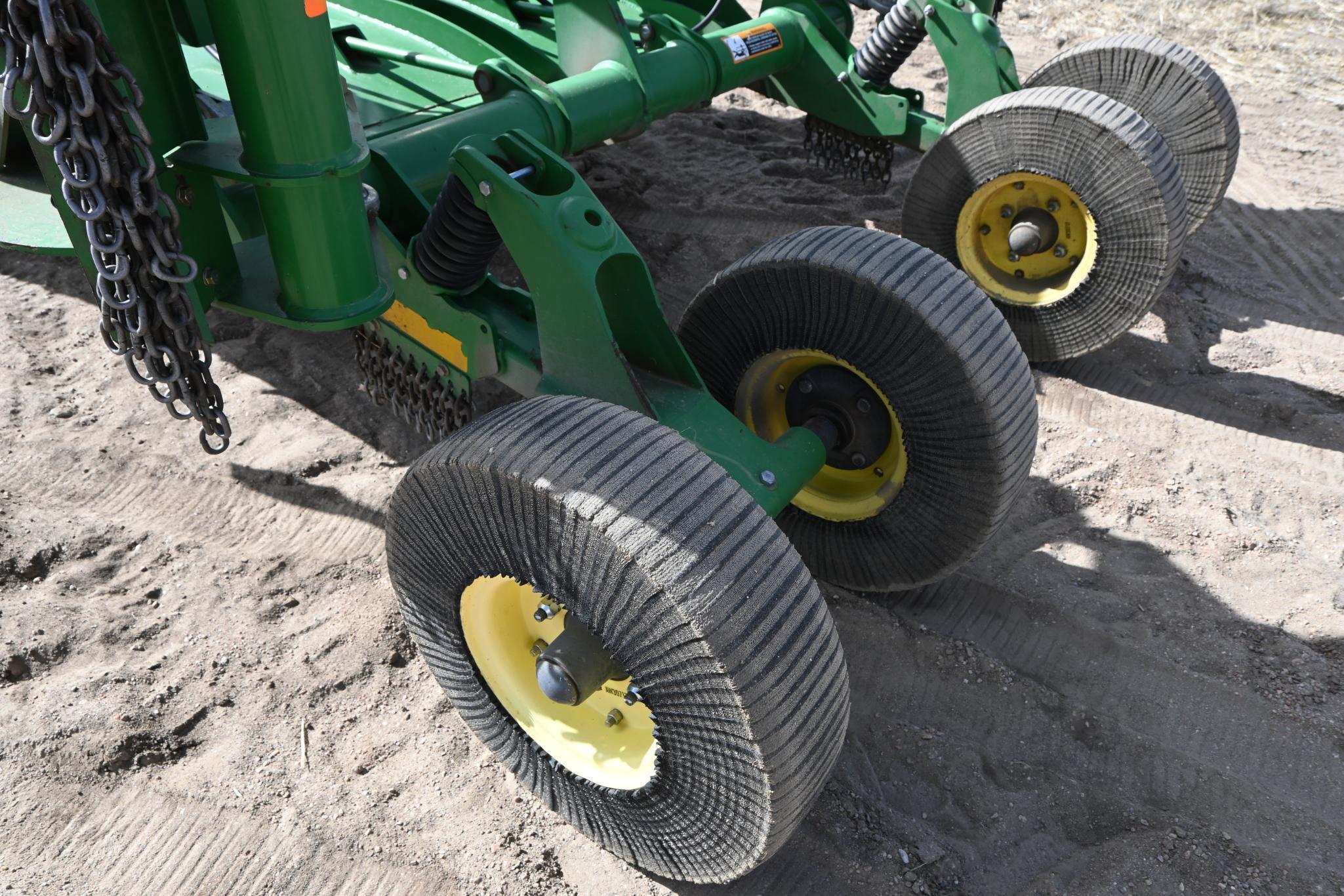 John Deere HX15 15' batwing mower