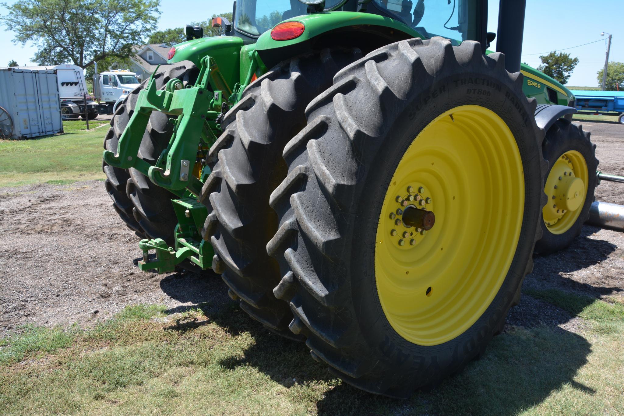 2010 John Deere 8245R MFWD tractor