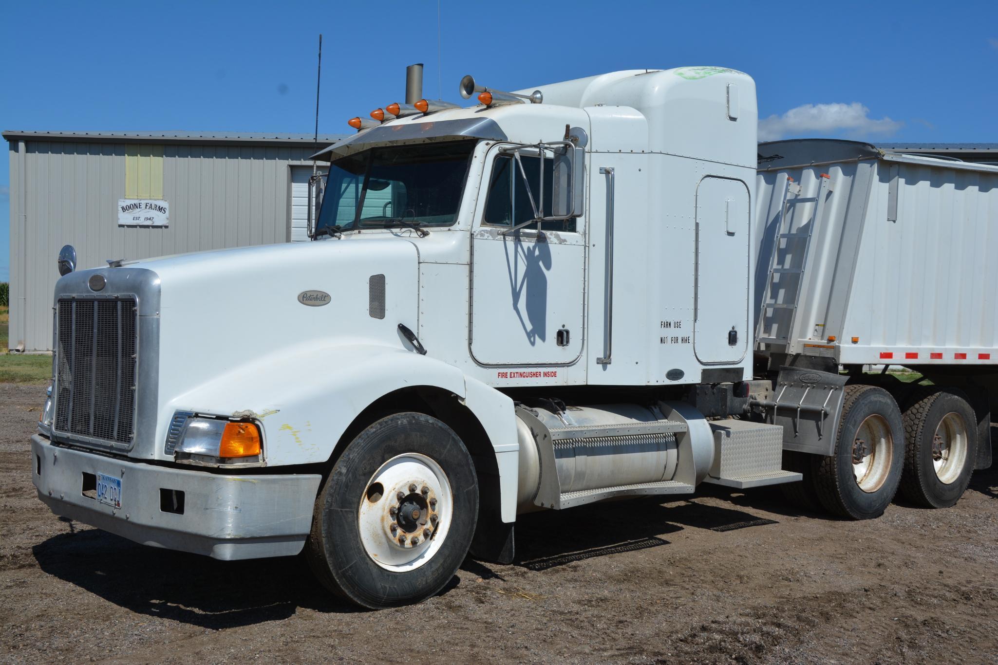 1998 Peterbilt 377 semi