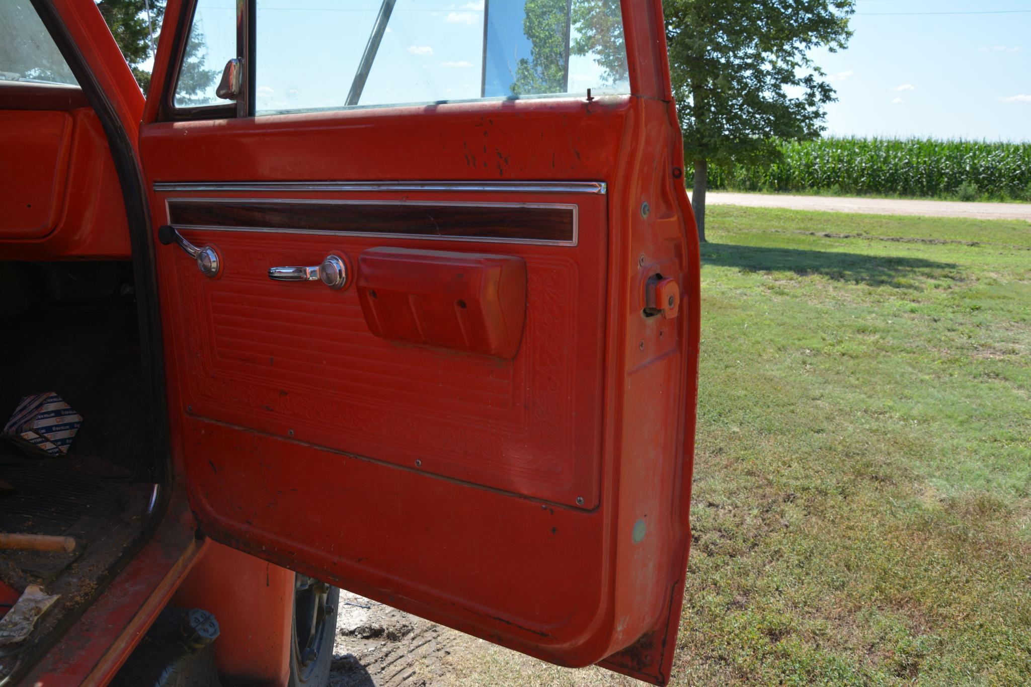 1970 Chevrolet C50 single axle grain truck