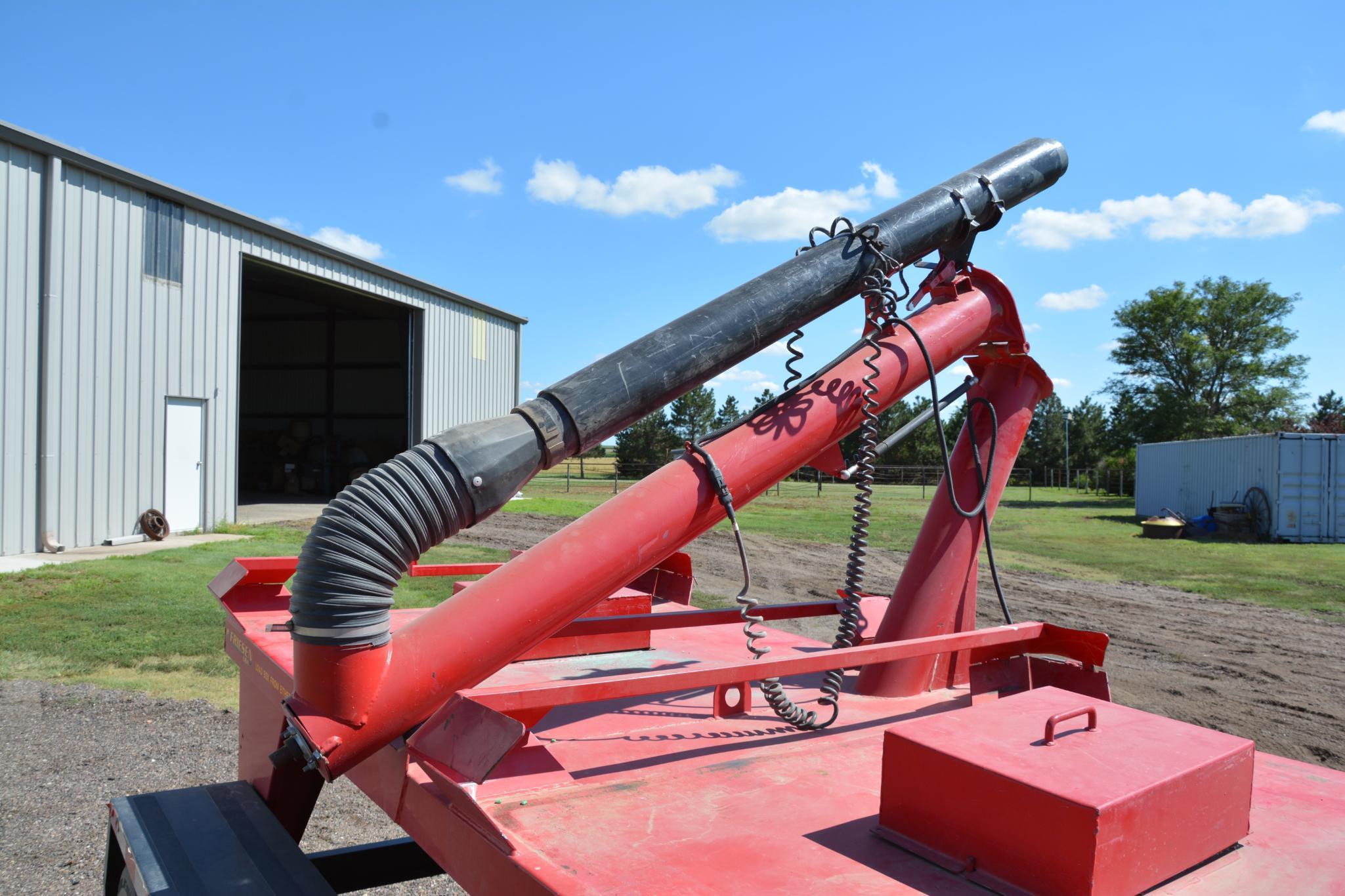 Friesen 2 box "Seed Titan" tandem axle seed tender