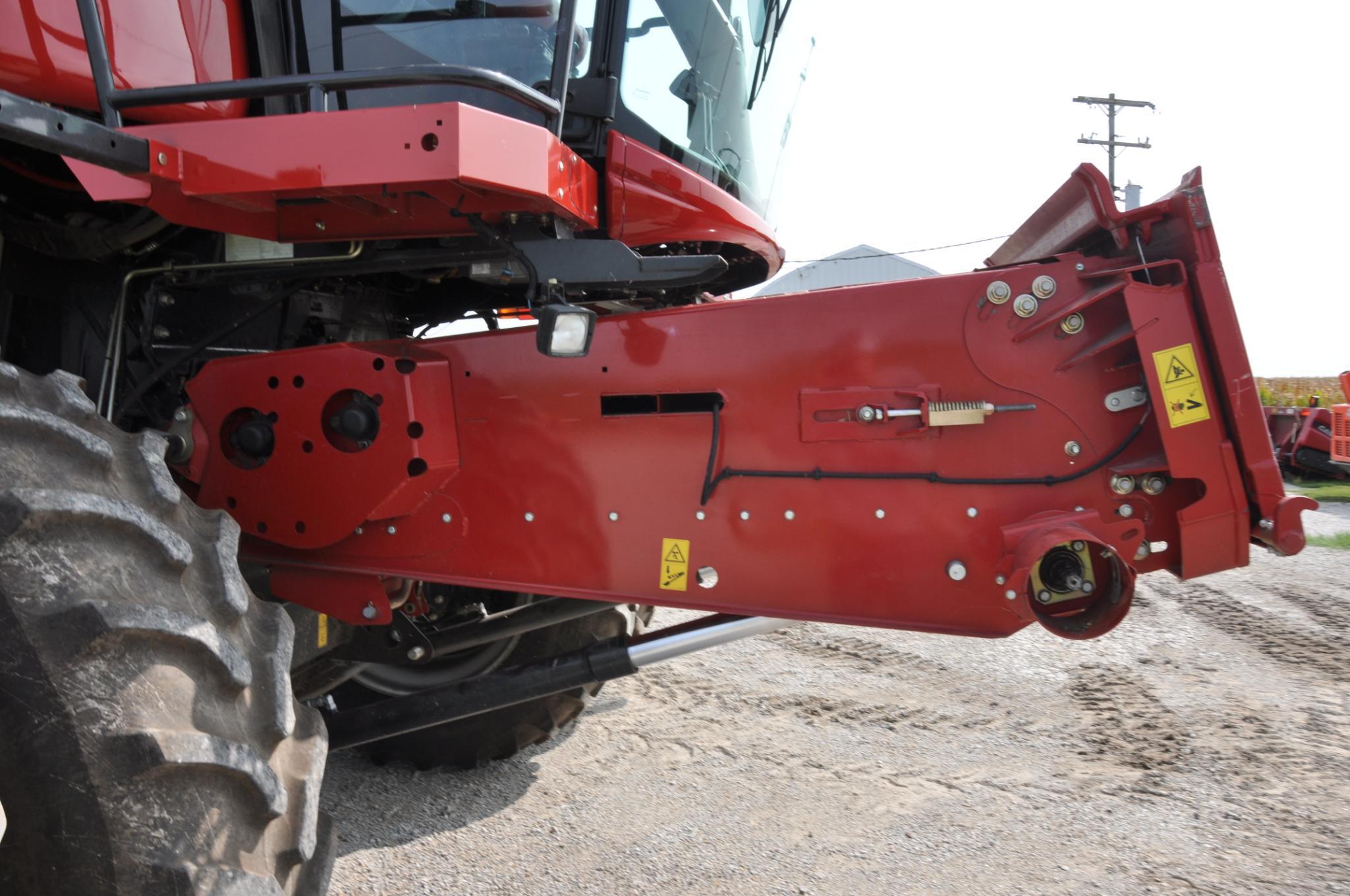 2013 Case-IH 7230 2wd combine