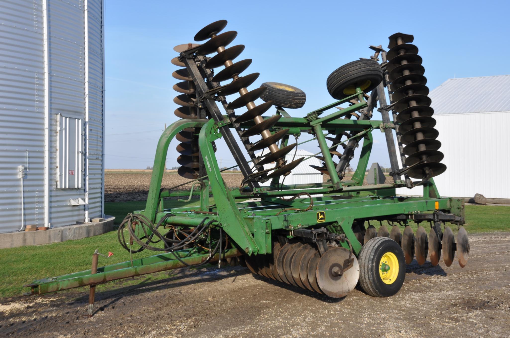 JD 235 24' disk