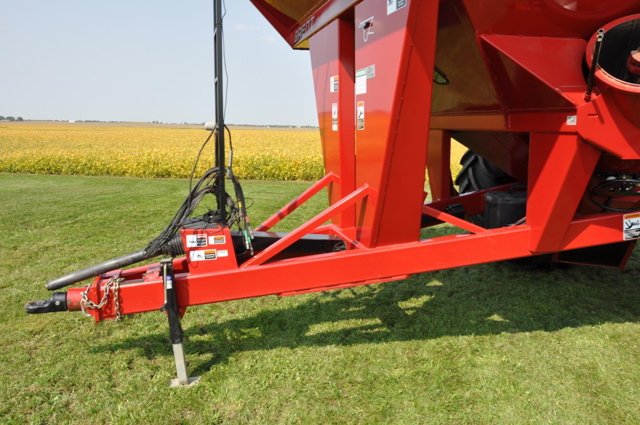 Brent 1082 grain cart