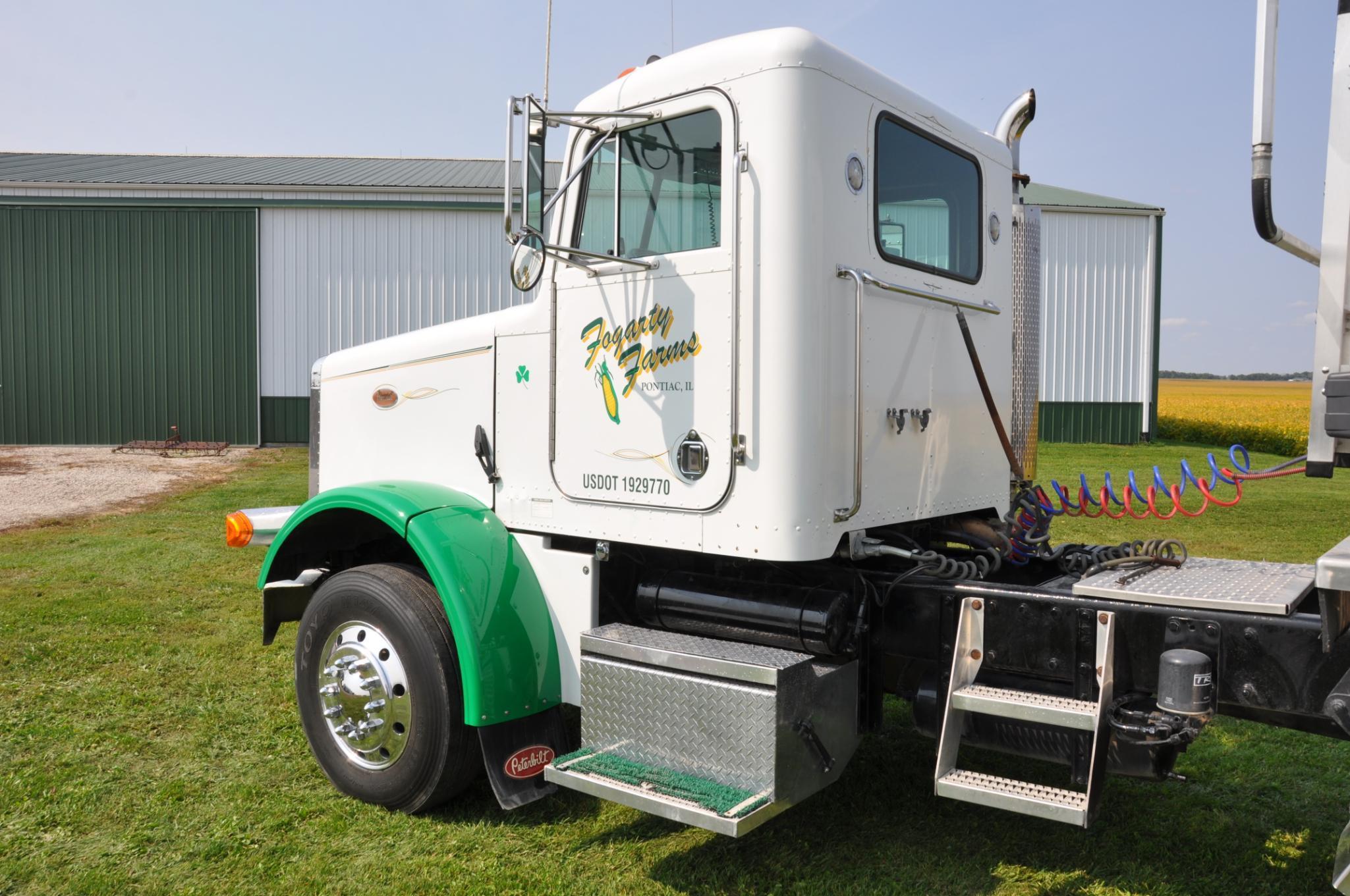 1996 Peterbilt 378 daycab truck