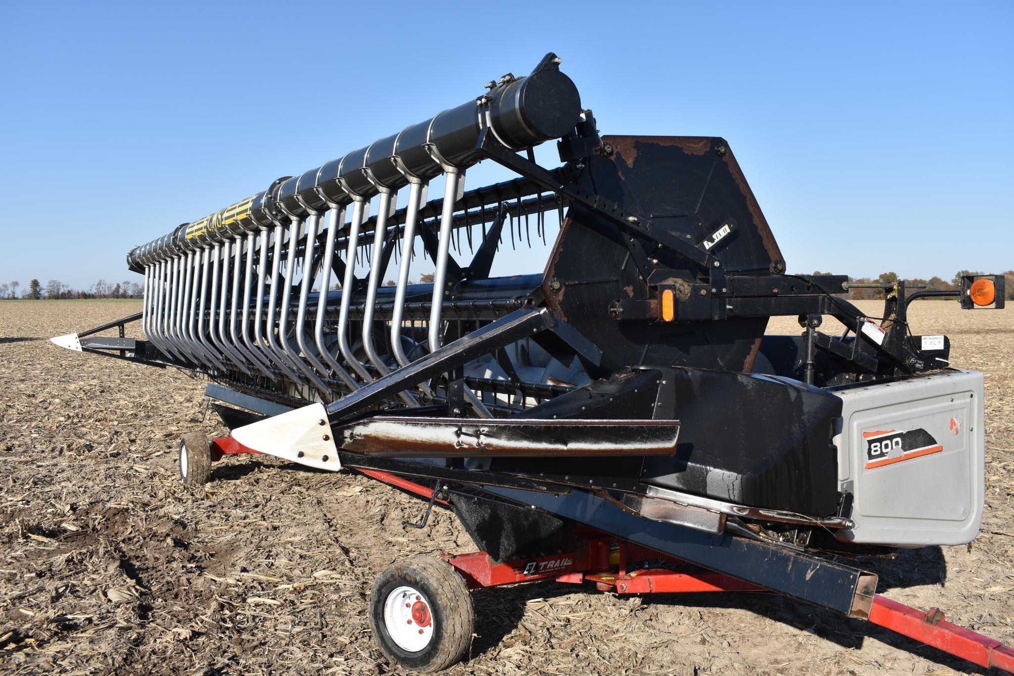 Gleaner 800 25' platform