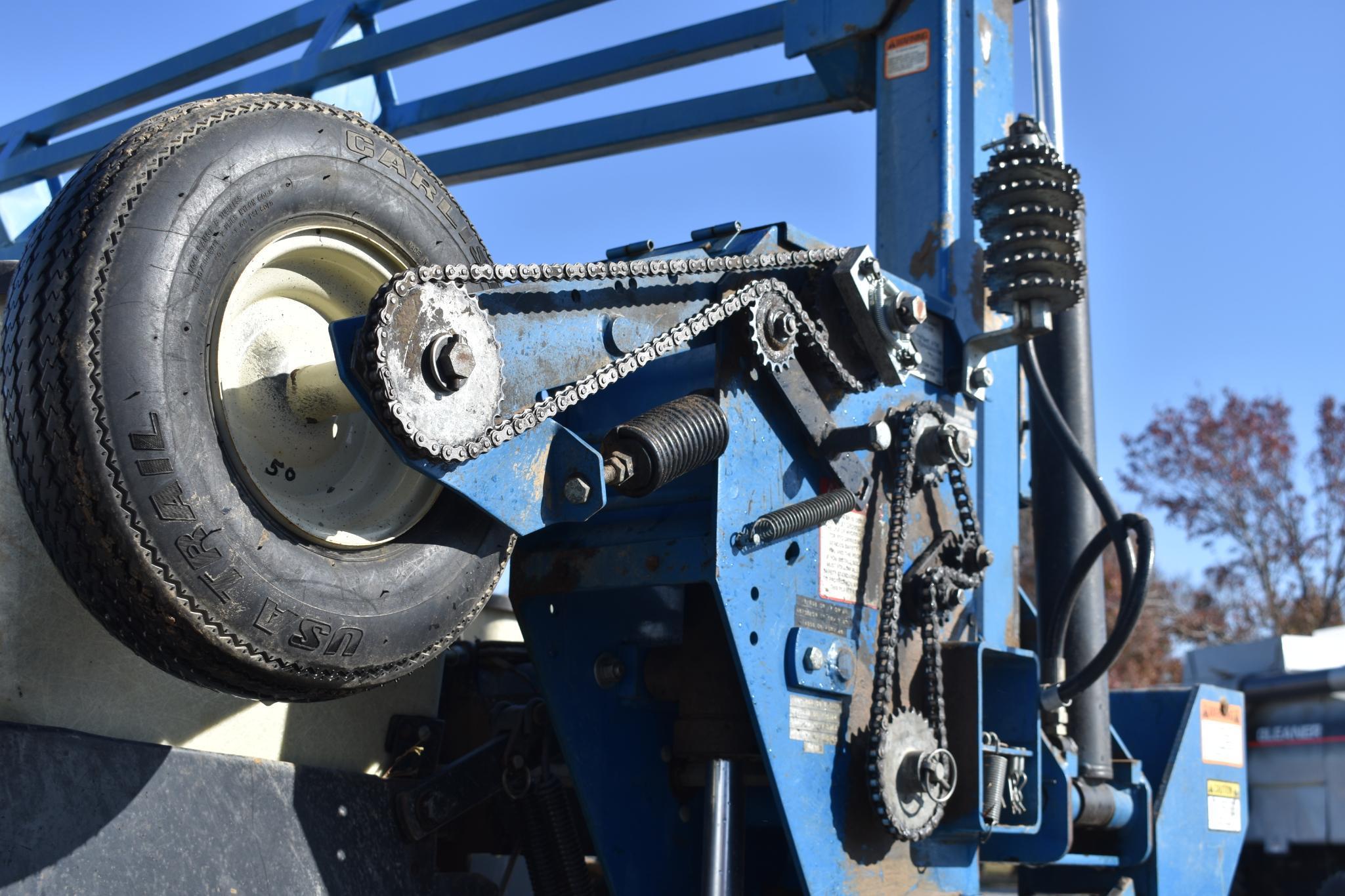 Kinze 2600 16/31 planter