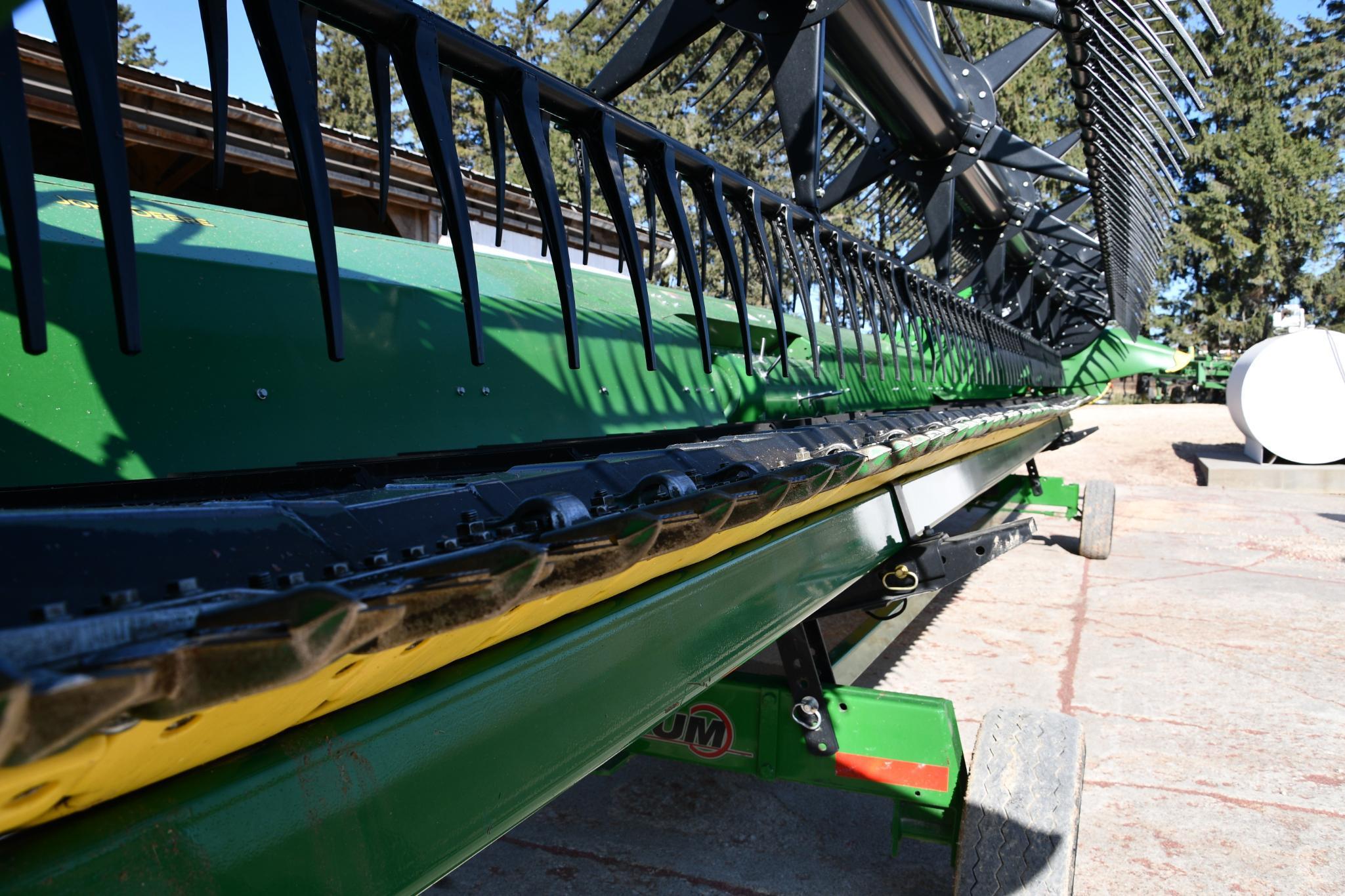 2018 John Deere 630FD 30' HydraFlex draper head