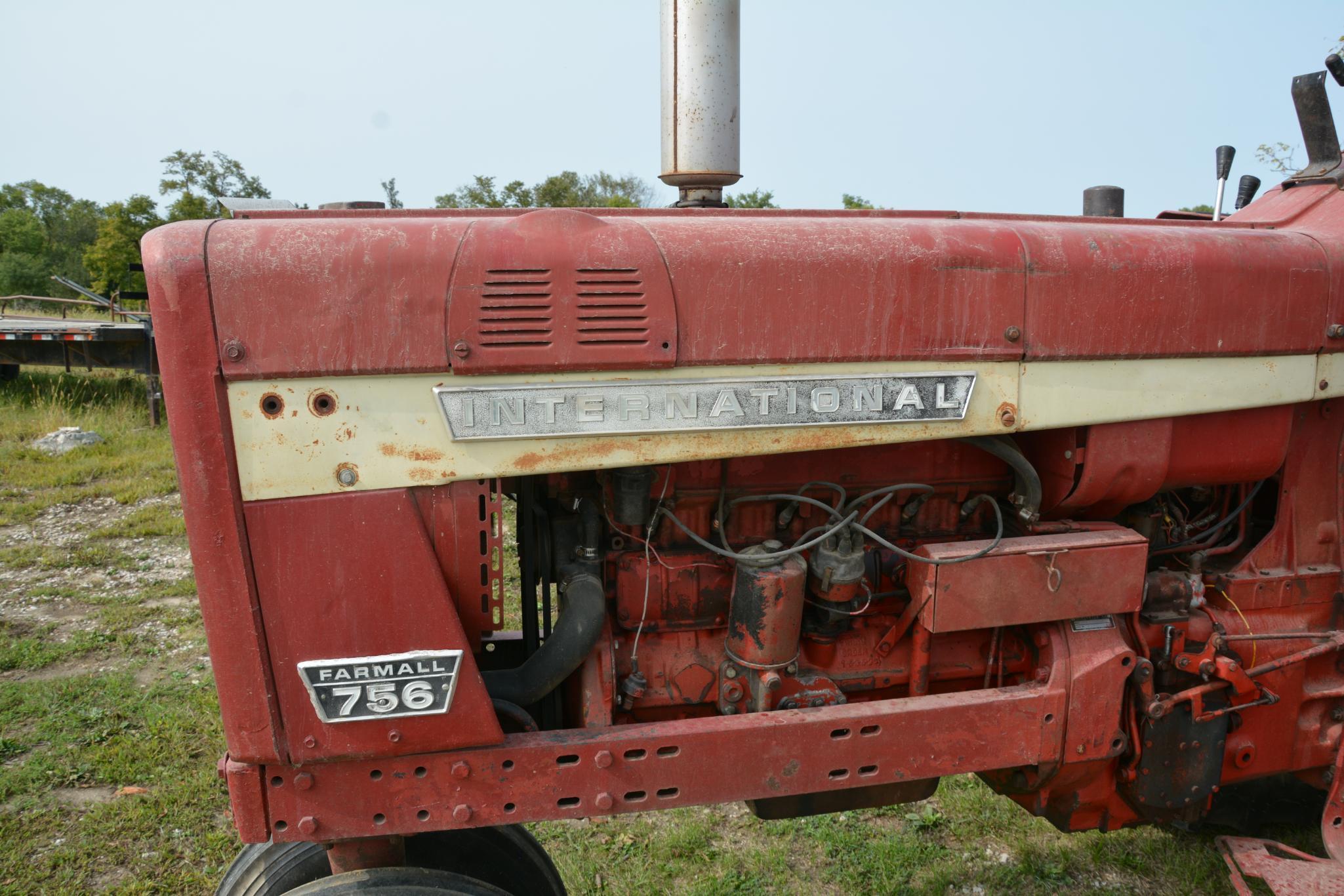 International Farmall 756 2wd tractor