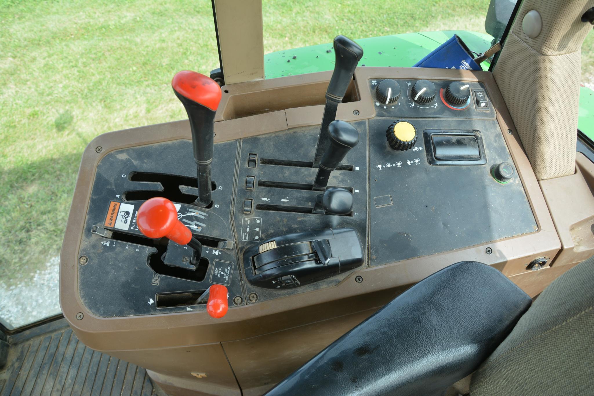 1992 John Deere 7800 2wd tractor