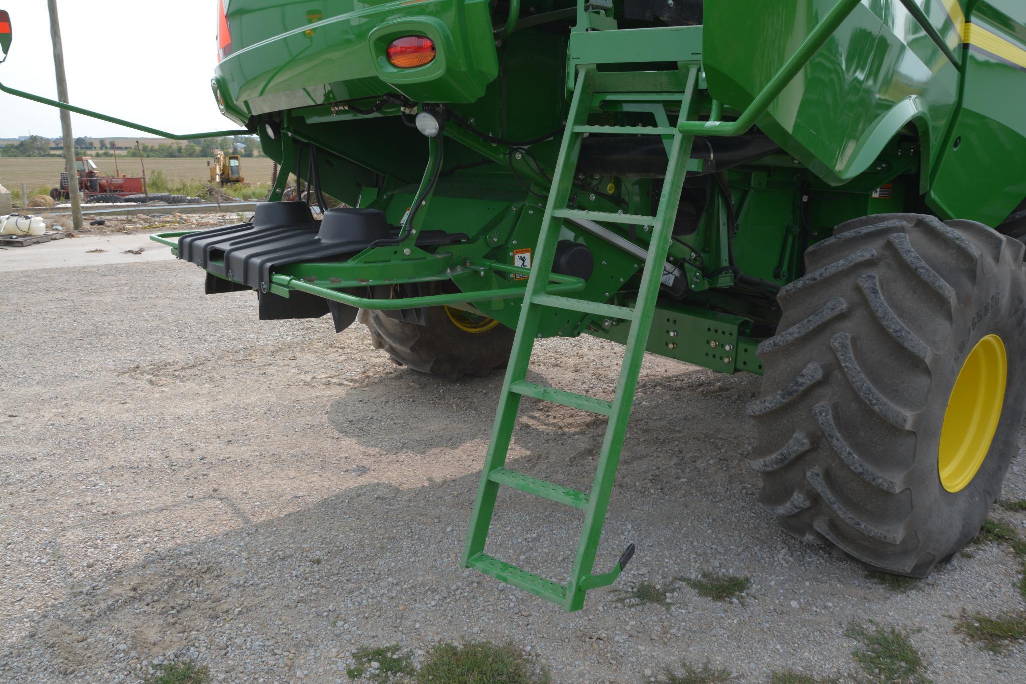 2014 John Deere S670 4wd combine