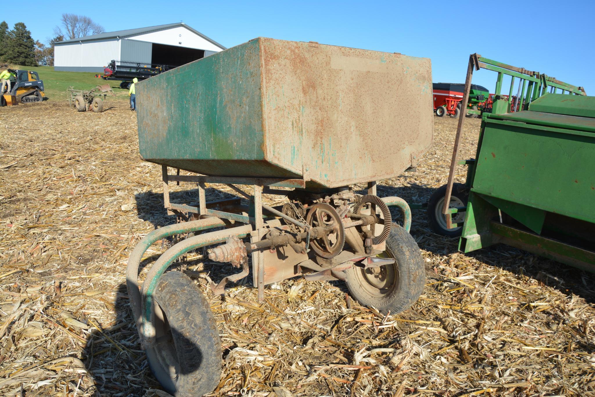 Triggs seeder cart