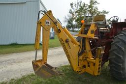 International 3082 Series A 3-pt. backhoe