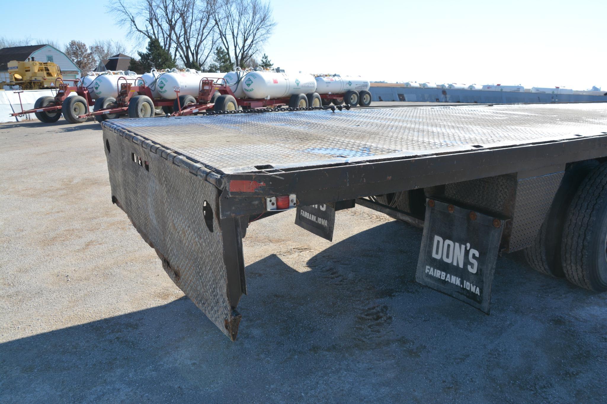 1999 Freightliner FL80 flatbed truck