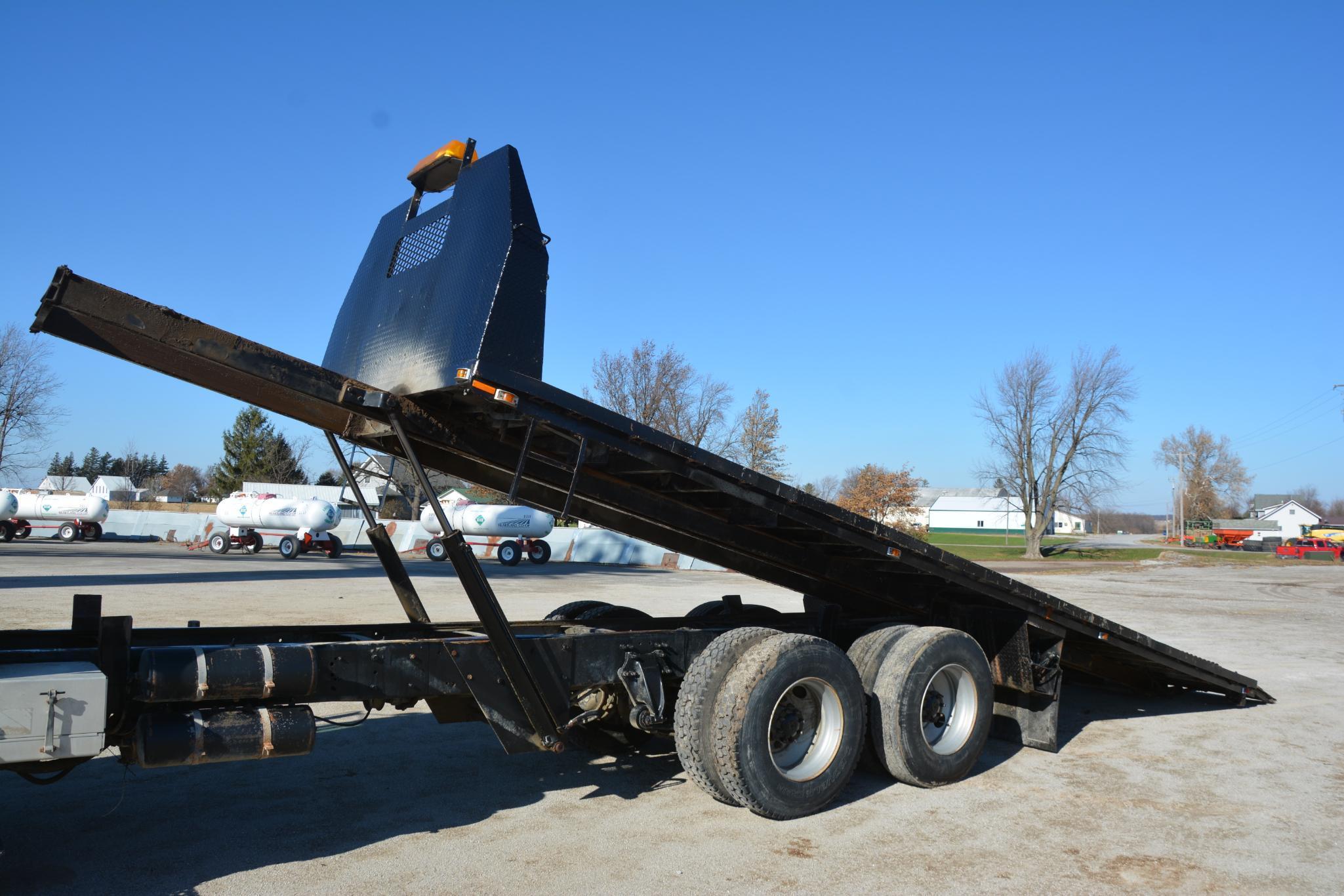 1999 Freightliner FL80 flatbed truck