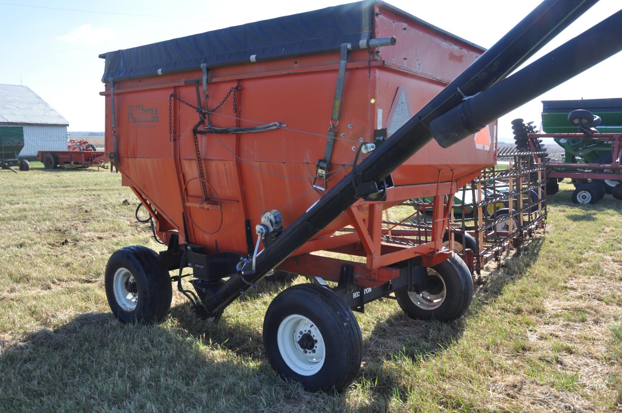 Killbros 350 gravity wagon w/seed auger