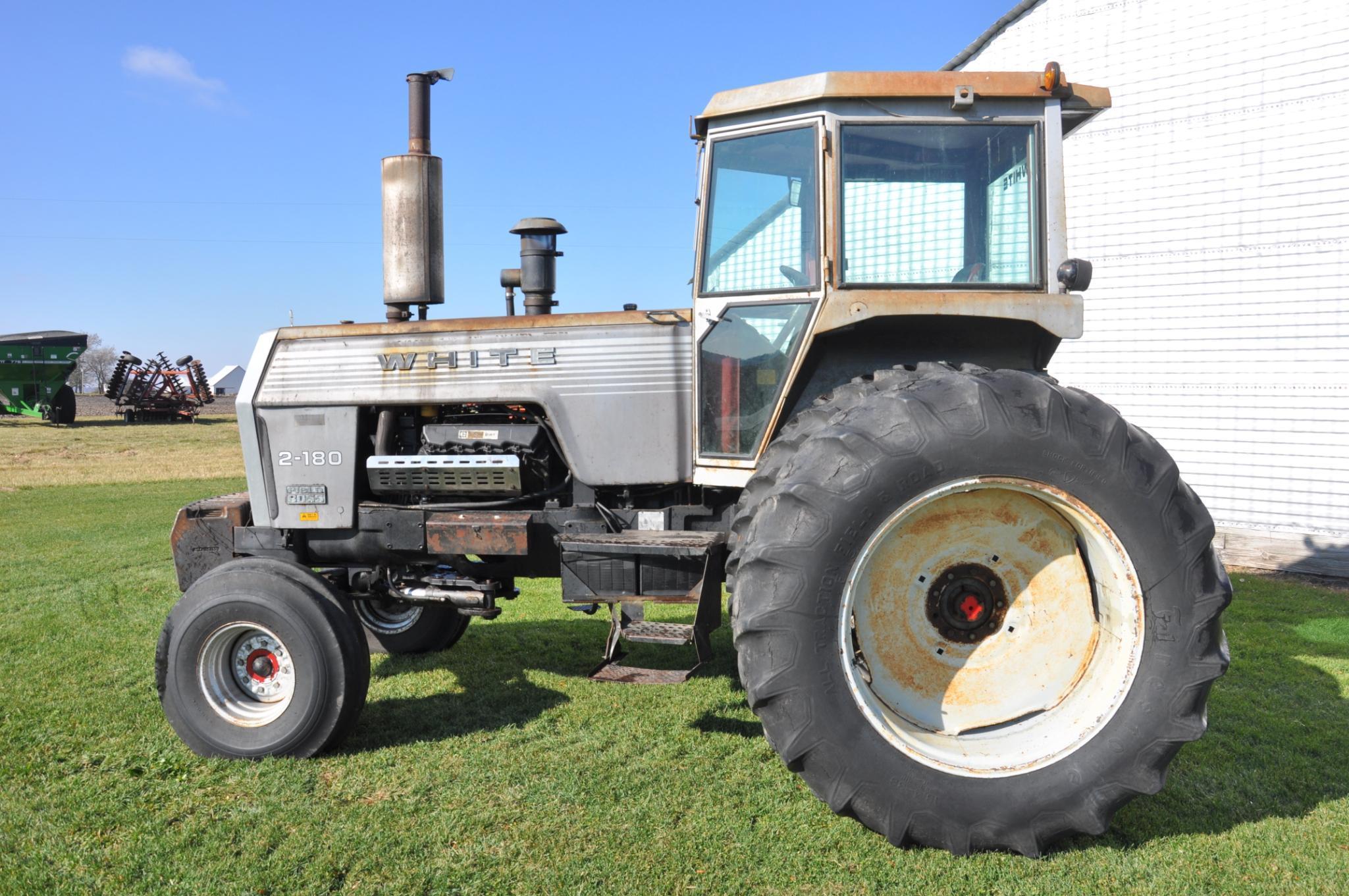 White 2-180 Field Boss 2wd tractor