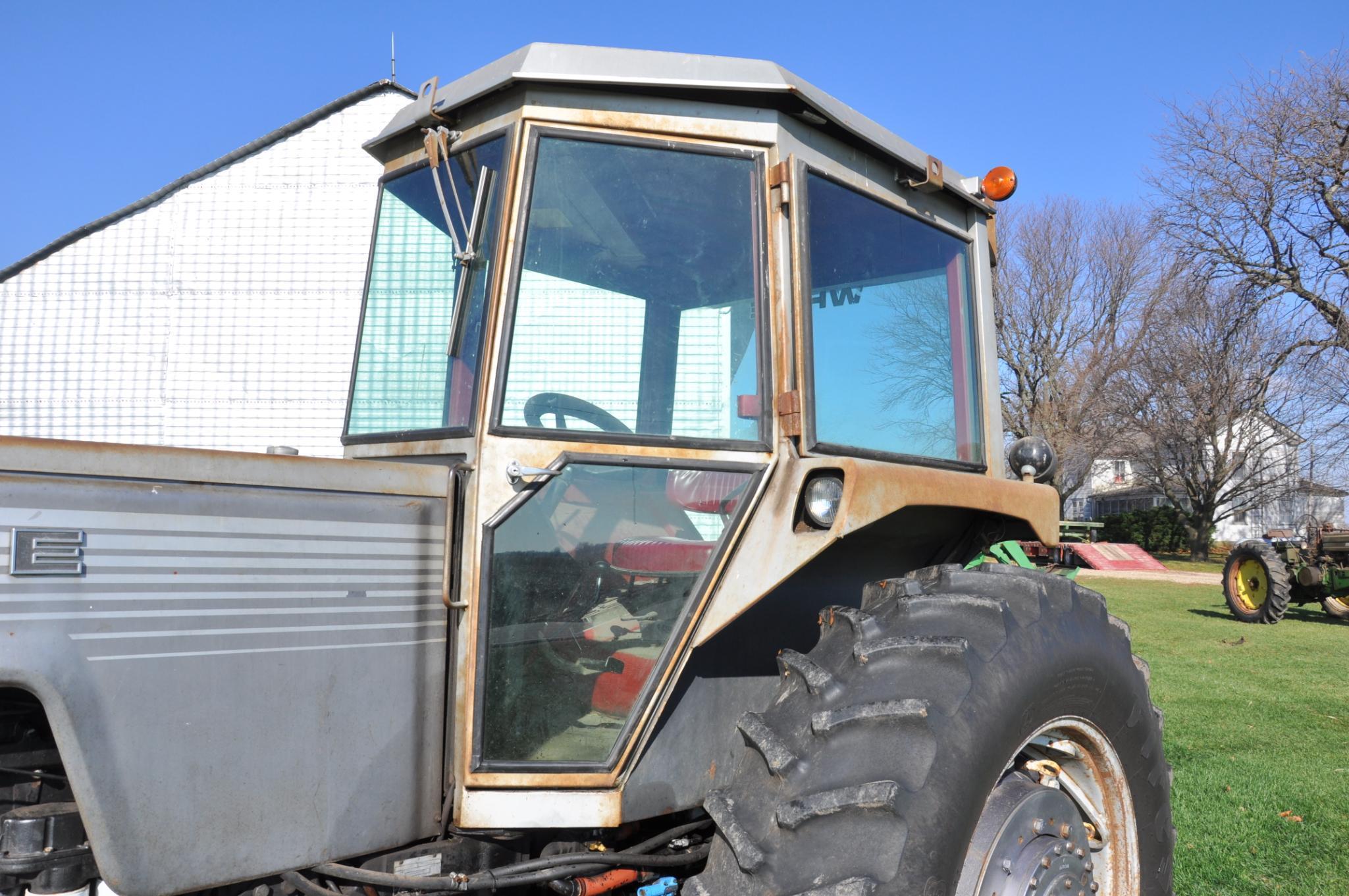 White 2-150 Field Boss 2wd tractor