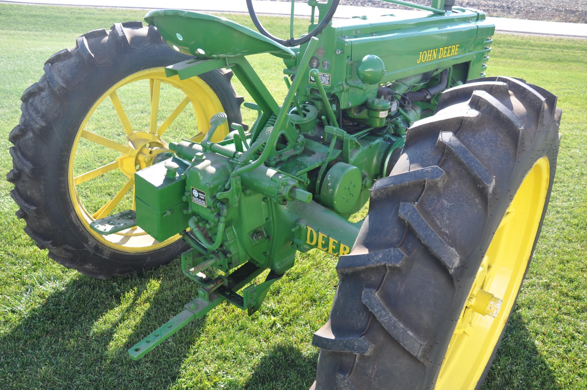 1943 John Deere B tractor