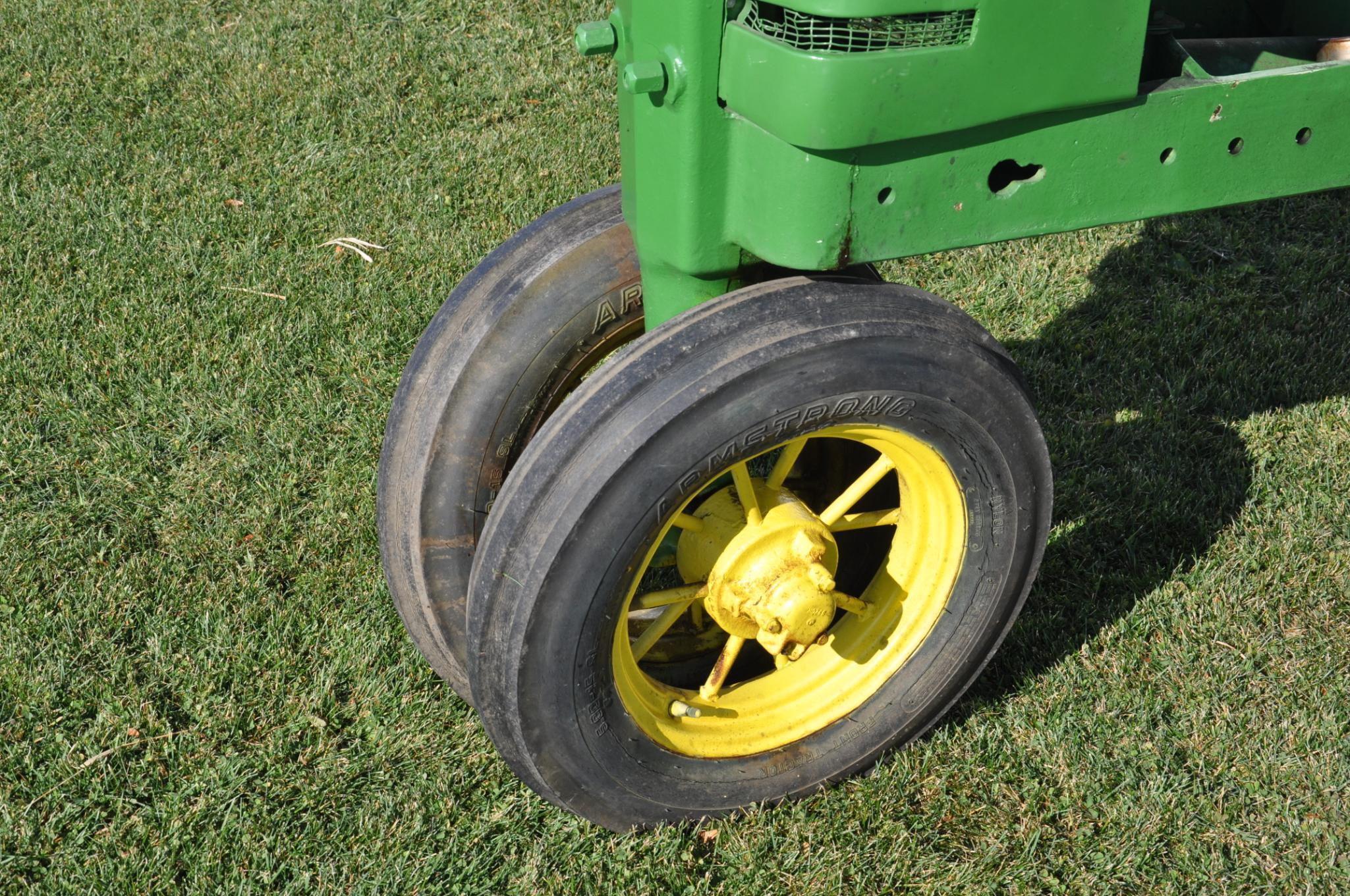 1943 John Deere B tractor